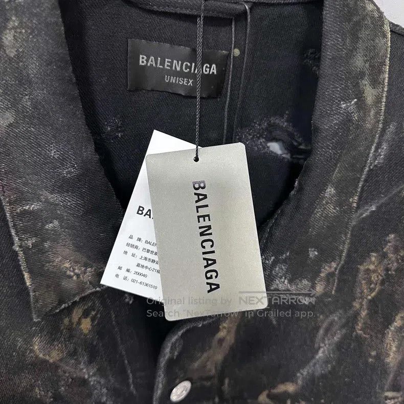 Balenciaga Balenciaga Distressed mud-dyed denim jacket with large des Size US L / EU 52-54 / 3 - 6 Thumbnail