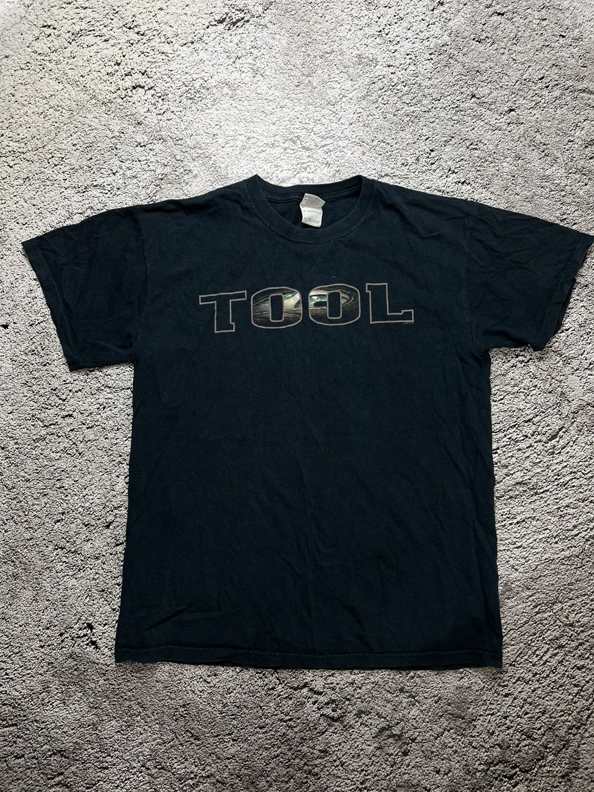 Gildan 2003 Tool 10000 days third eye vintage t shirt Size US M / EU 48-50 / 2 - 1 Thumbnail