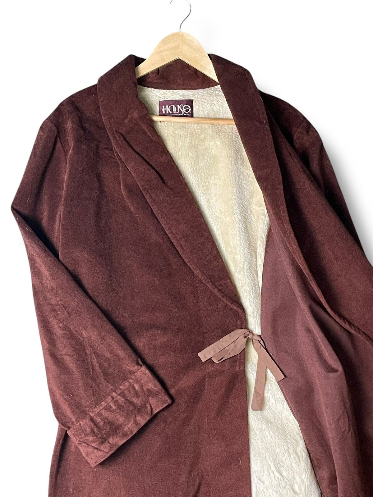 Japanese Brand × Vintage House Brand Velvet Long Outerwear (54) Size US M / EU 48-50 / 2 - 6 Thumbnail
