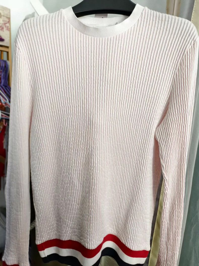 Thom Browne Thom Browne Classic round-neck sweater 2503-Nextarrow Size S / US 4 / IT 40 - 1 Thumbnail