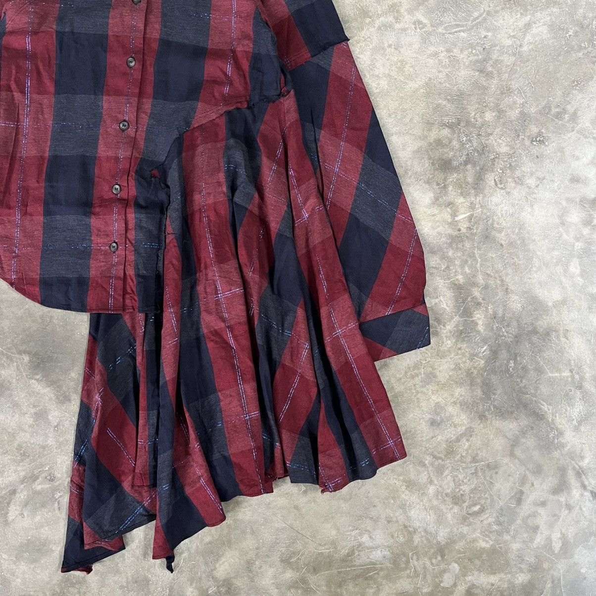 Maison Margiela Maison Margiela Button Asymmetrical Shirt Size S / US 4 / IT 40 - 3 Thumbnail