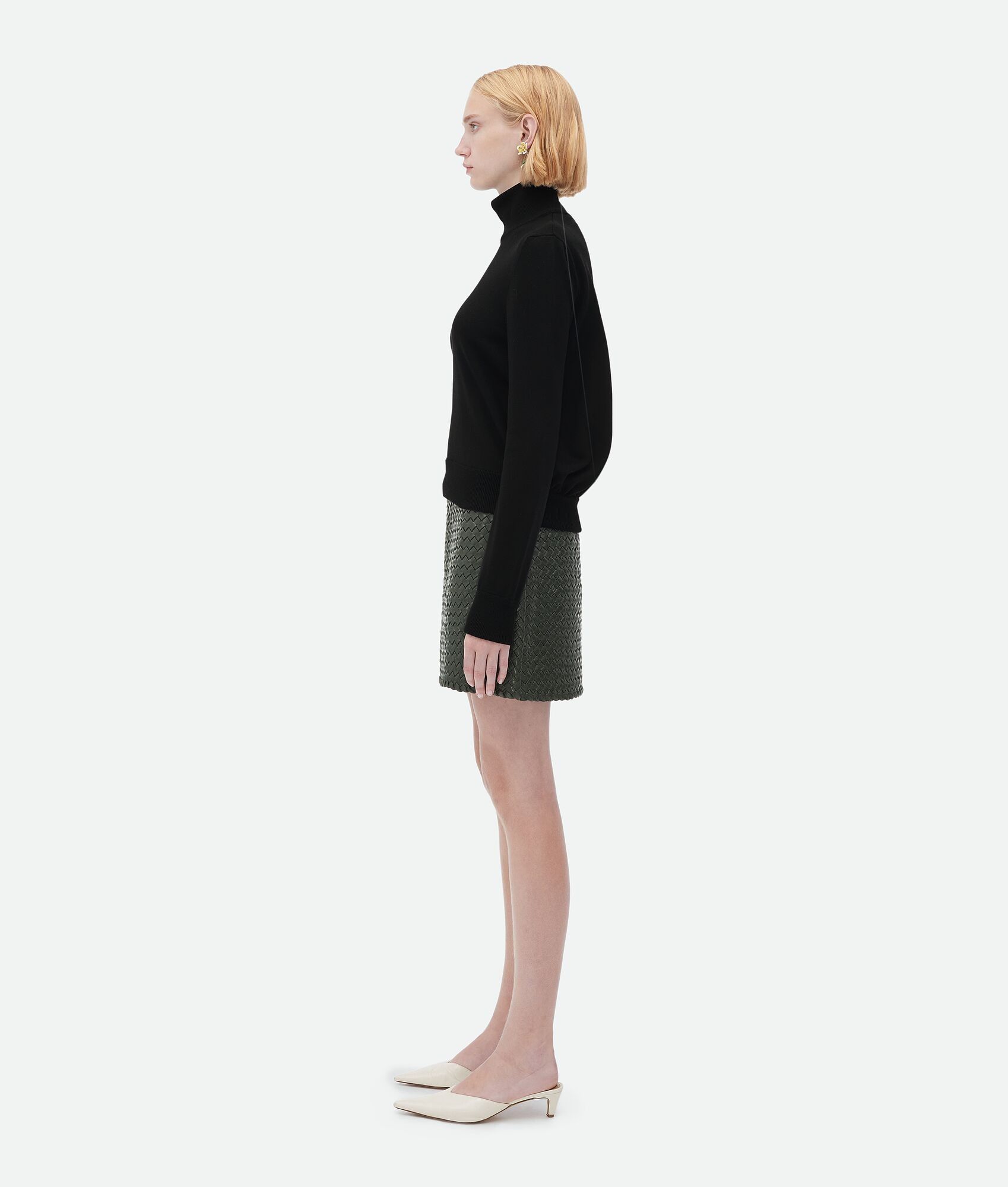 Bottega Veneta o1n1vont0325 Technical Baloon Knit Sweater in Black Size M / US 6-8 / IT 42-44 - 2 Thumbnail