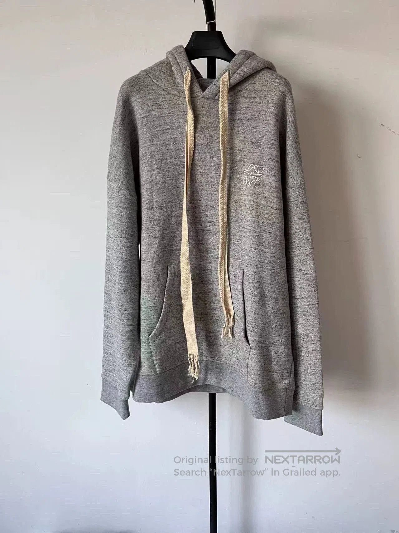 Loewe LOEWE Embroidered Logo Hoodie. Size US XL / EU 56 / 4 - 1 Thumbnail