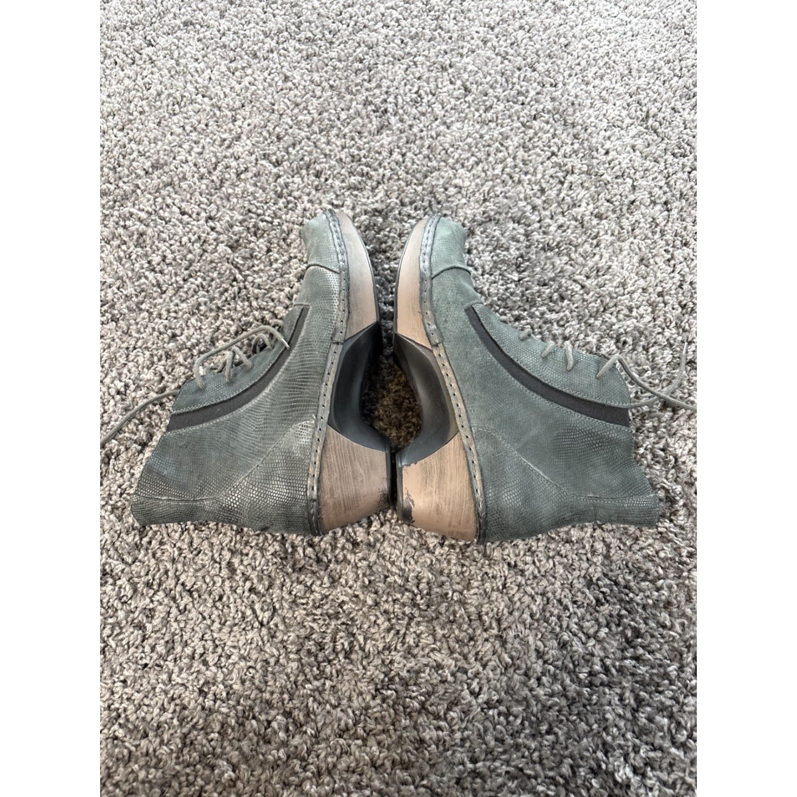 Vintage Naot Avila Voyage Ankle Reptile Gray Textured Heels Booties Women 8.5 Leather Lace Up Bootie Gray/Black 39 (8-8.5) US 8.5 EU 41 41? Size US 9 / IT 39 - 6 Thumbnail