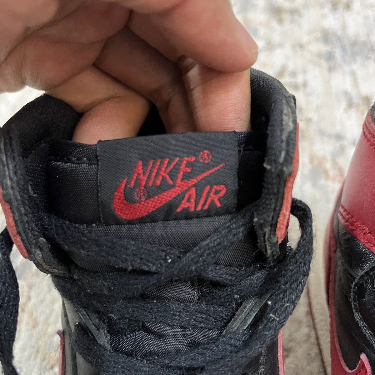 Jordan Brand × Nike Vintage 1994 Bred 1 Jordan Size US 5.5 / EU 38 - 14 Thumbnail