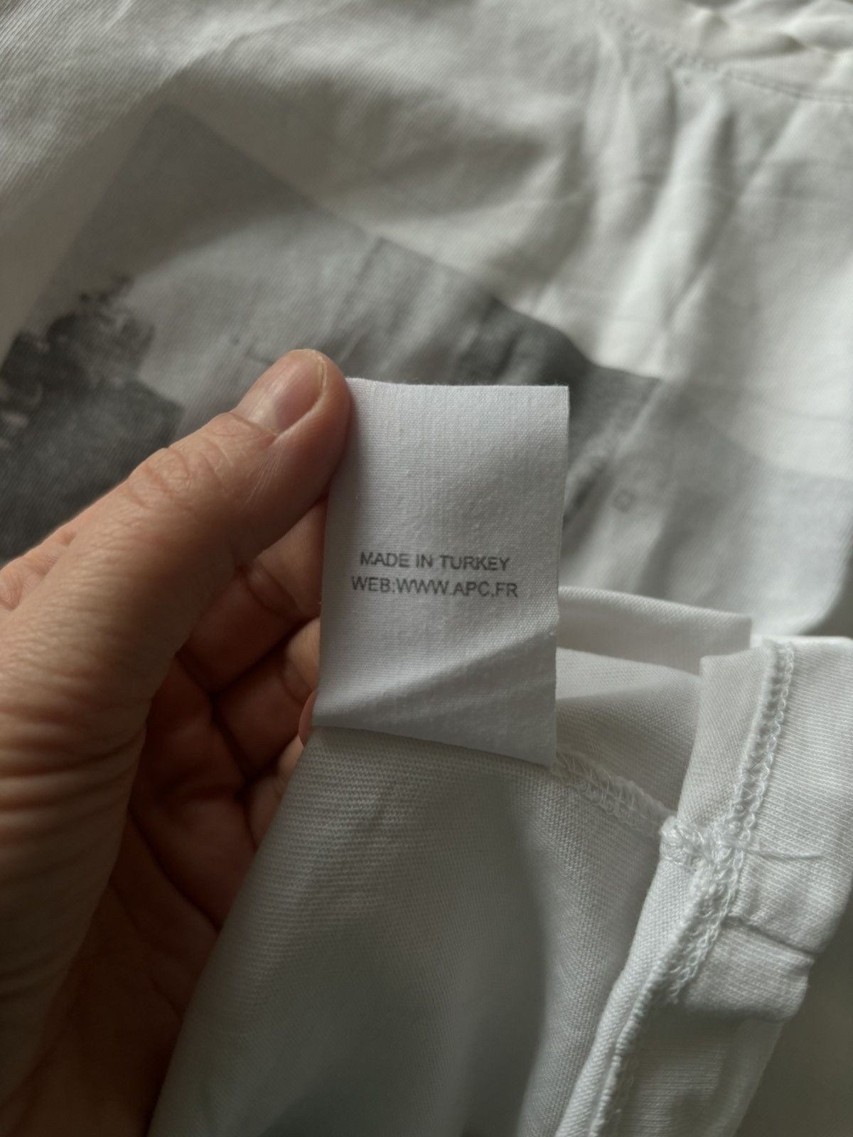 A.P.C. A.P.C. "Cy Levi and the Dead Flowers" T-shirt Size US M / EU 48-50 / 2 - 6 Thumbnail