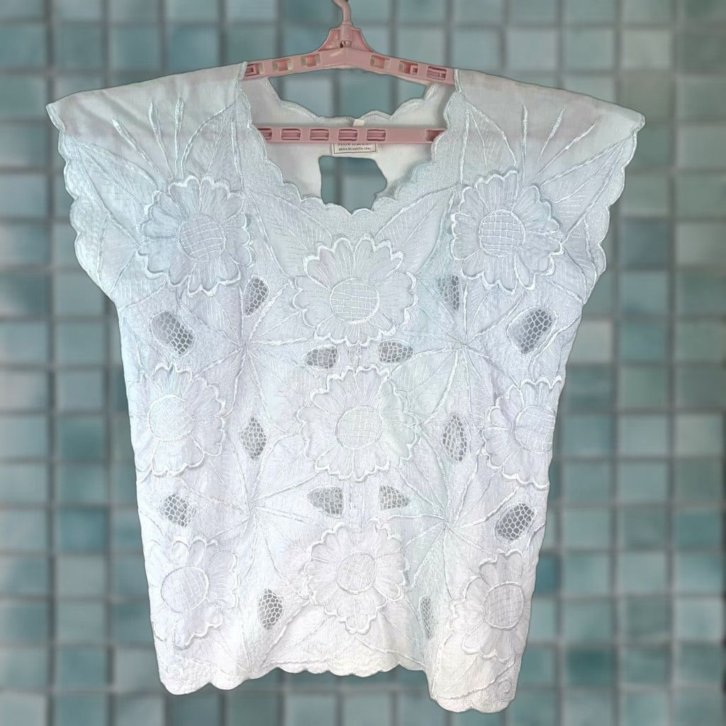 Vintage Jose Fabian Womens Floral Embroidered Blue Blouse Top Round Neck Casual Size 44 Size M / US 6-8 / IT 42-44 - 1 Thumbnail