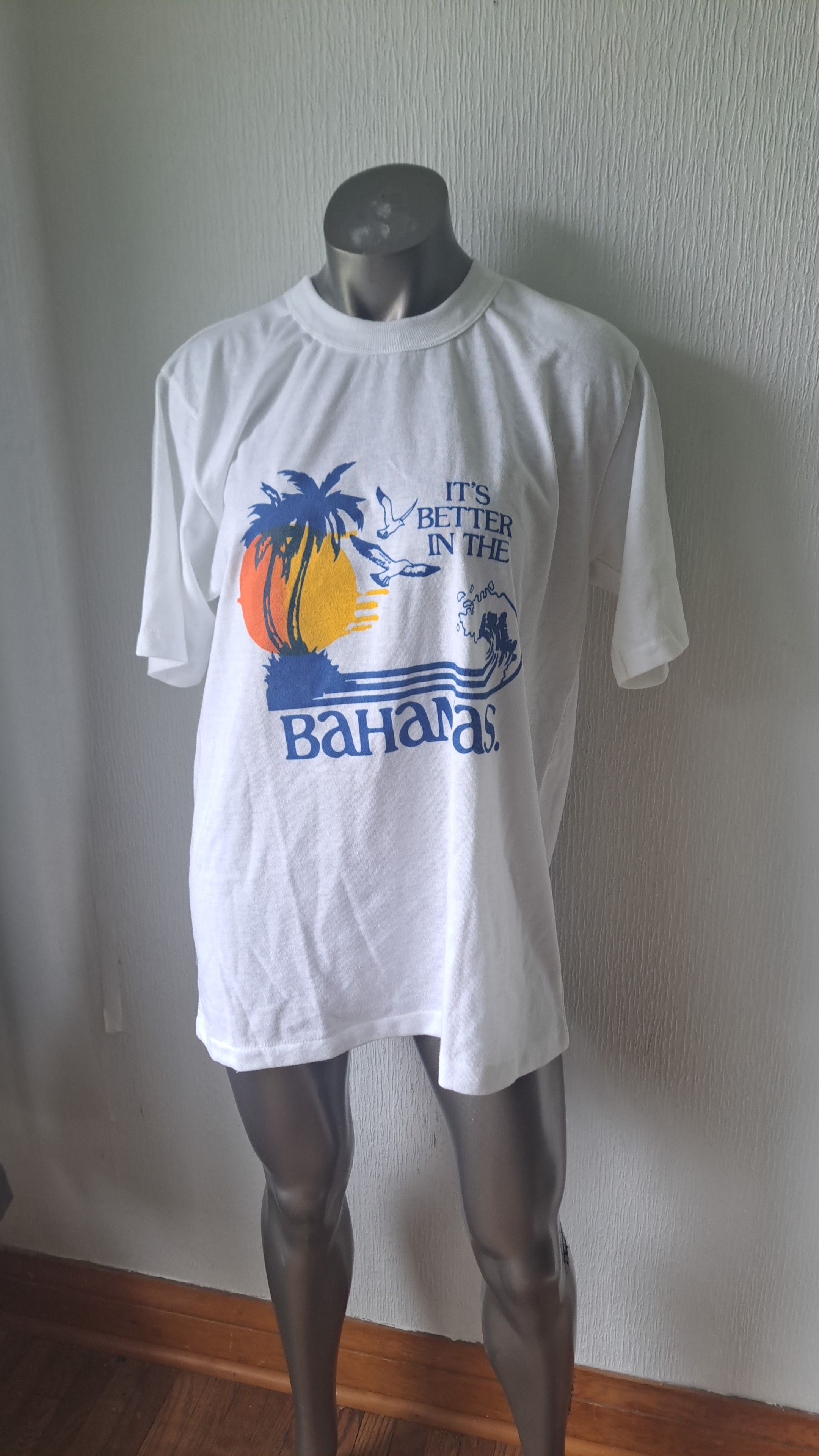 non Vintage single stitch Bahamas tee Size US XL / EU 56 / 4 - 3 Thumbnail
