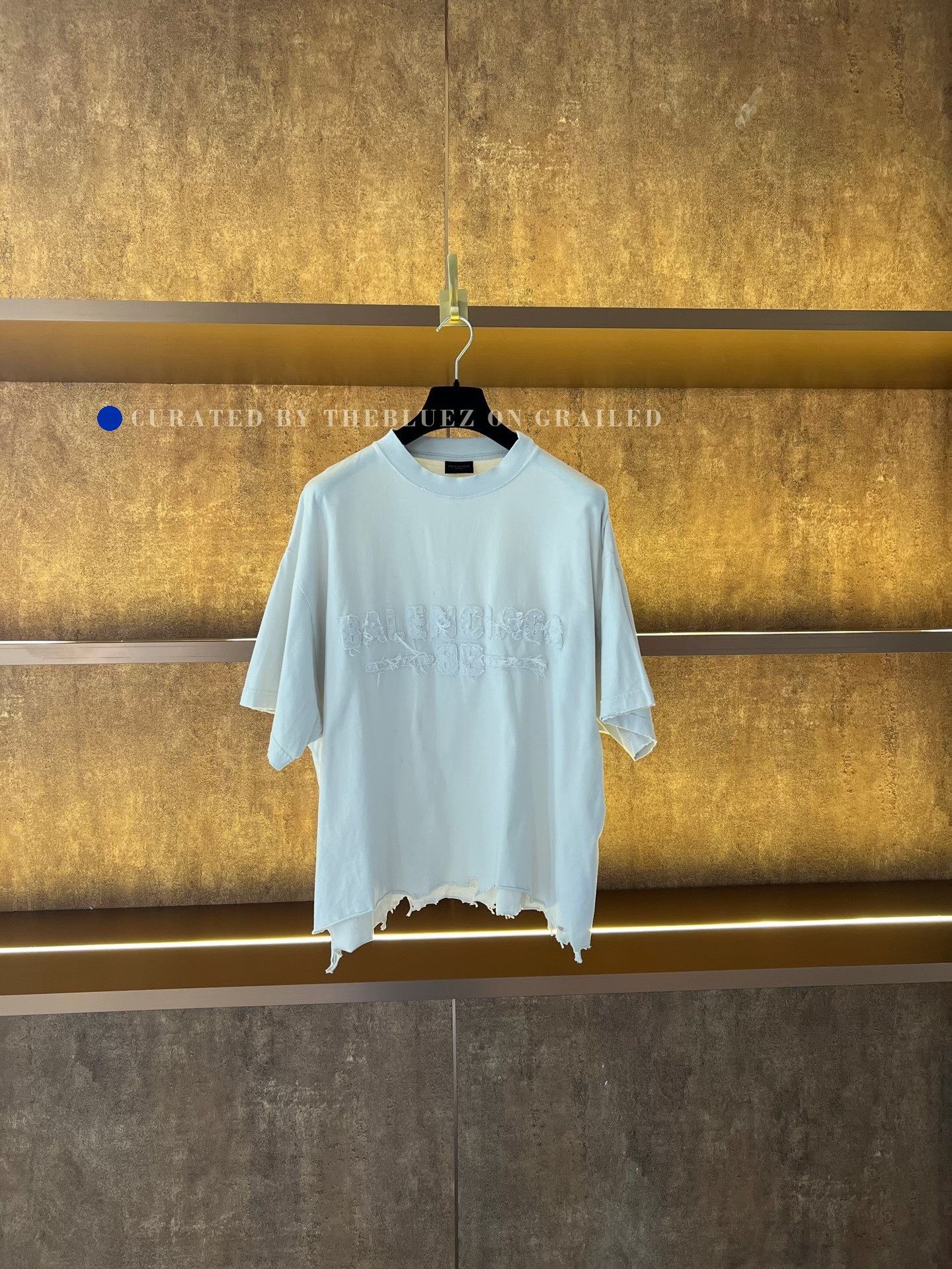 Balenciaga Balenciaga Gray Distressed Hem Patch Logo Tee Size M / US 6-8 / IT 42-44 - 1 Thumbnail