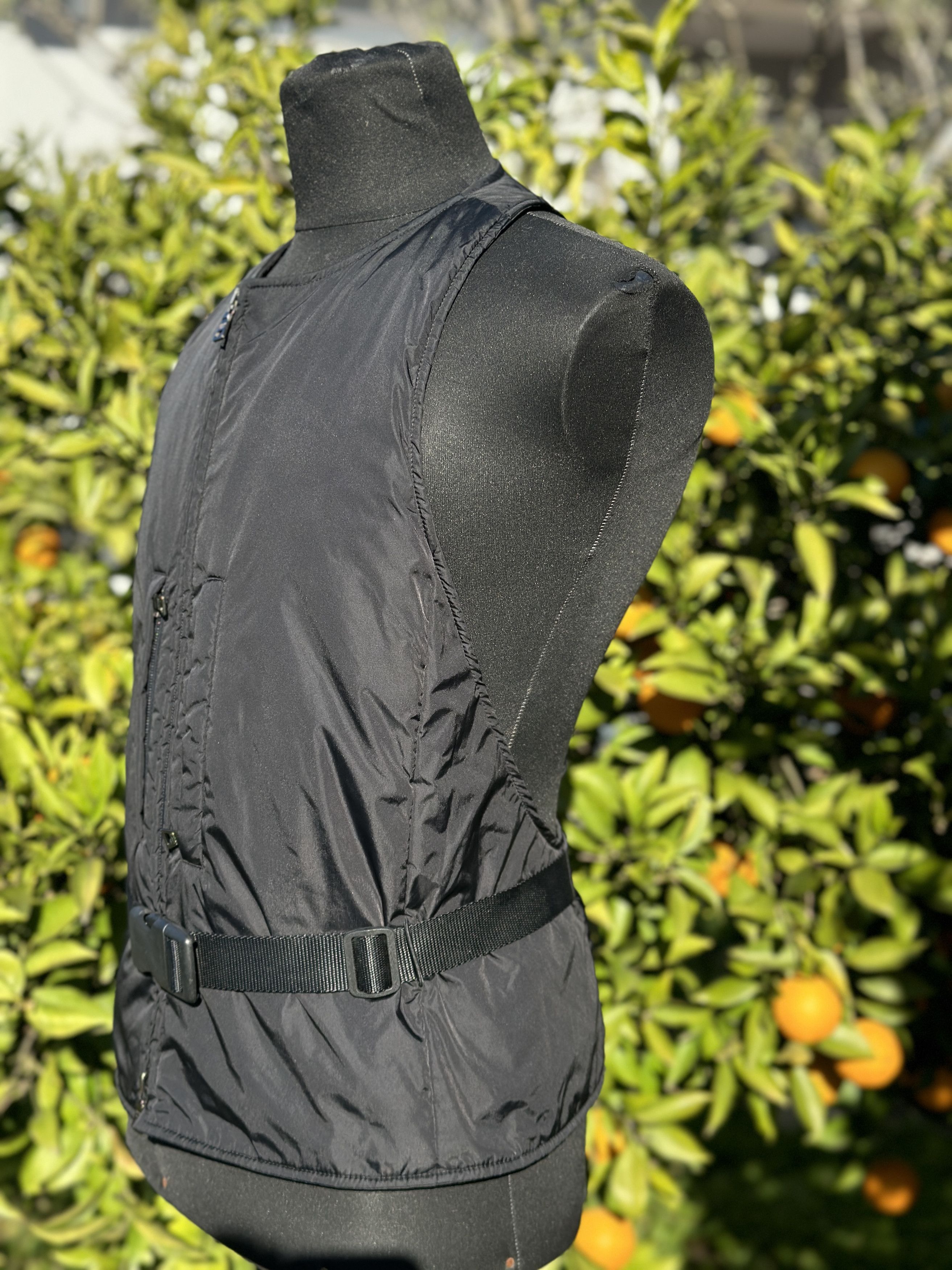 Prada Rare Prada Women Technical Belted Vest Gilet Size 42 IT Size M / US 6-8 / IT 42-44 - 6 Thumbnail