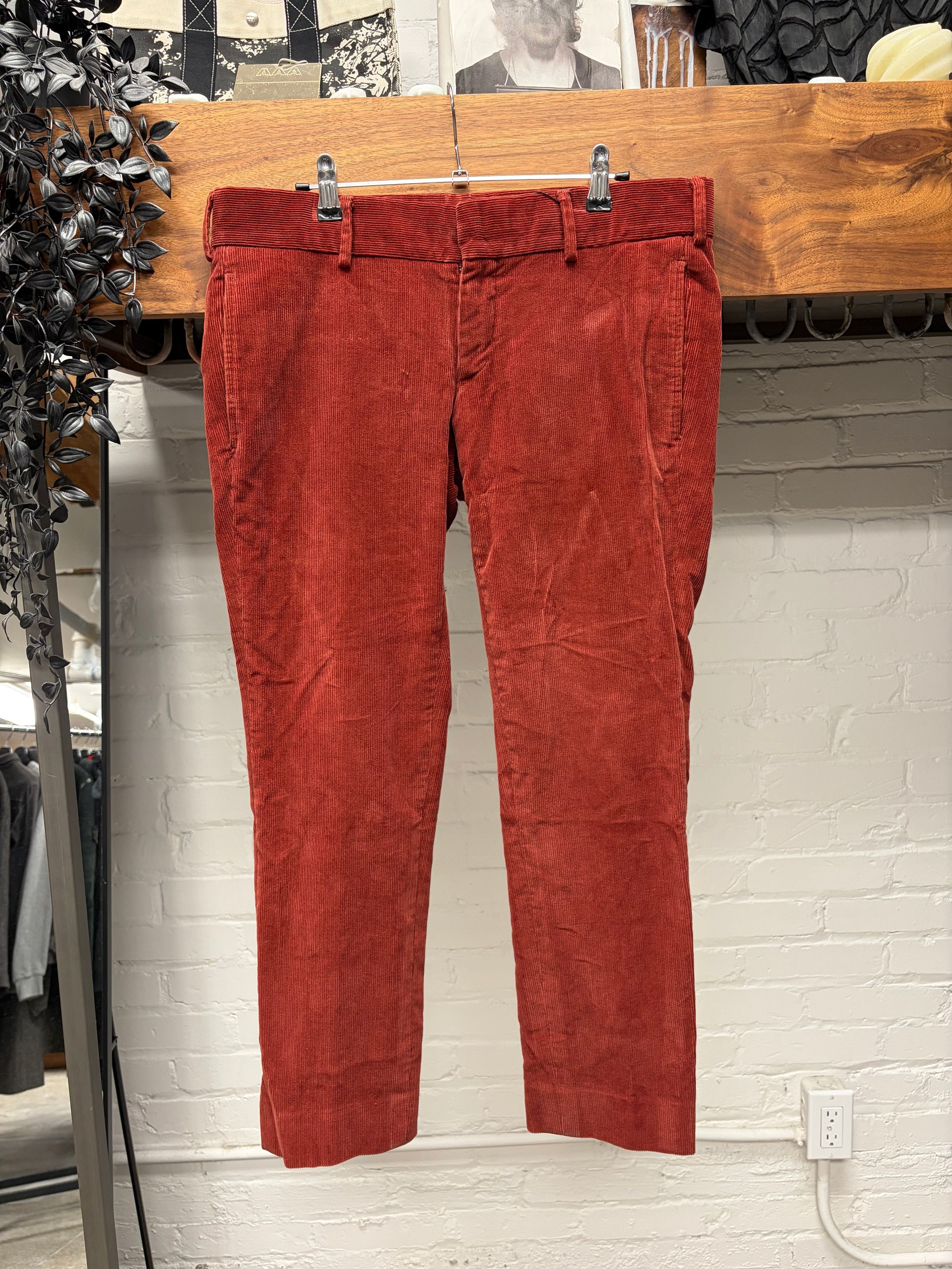 Gucci 2000s Gucci Red Corduroy Slim Cut Trousers Size US 35 - 1 Thumbnail