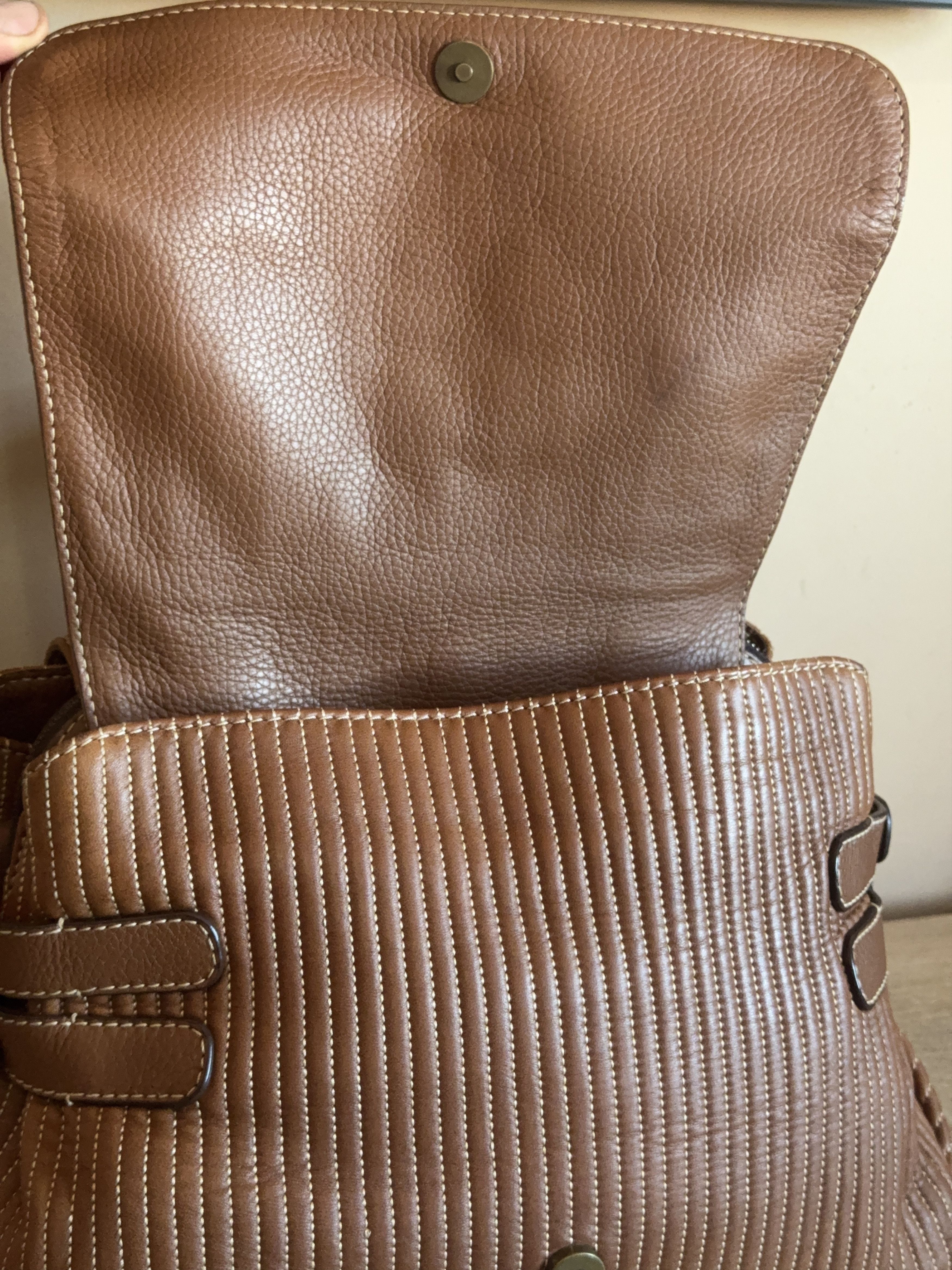 Carolina Herrera Rare handbag quilted leather camel brown CH monogrammed Size ONE SIZE - 12 Thumbnail