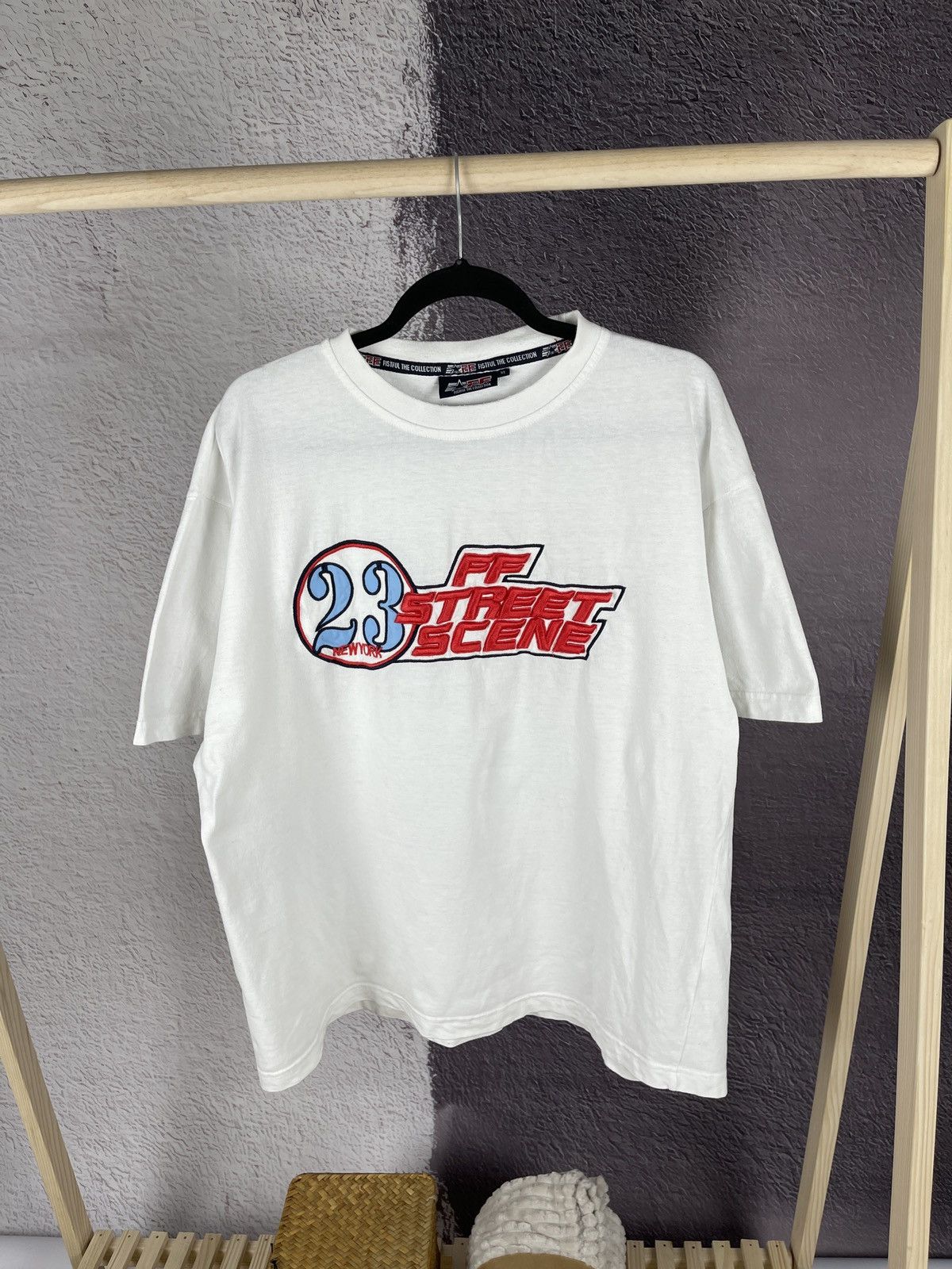 Rap Tees Fistful the collection FF street scene 23 New York FUBU tee Size US XL / EU 56 / 4 - 1 Thumbnail