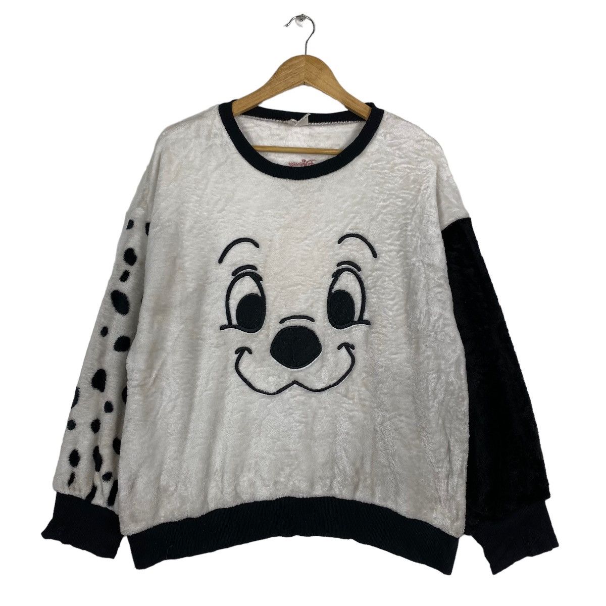 image of Disney Dalmatians Big Logo Crewneck Fleece Size M in White, Men's