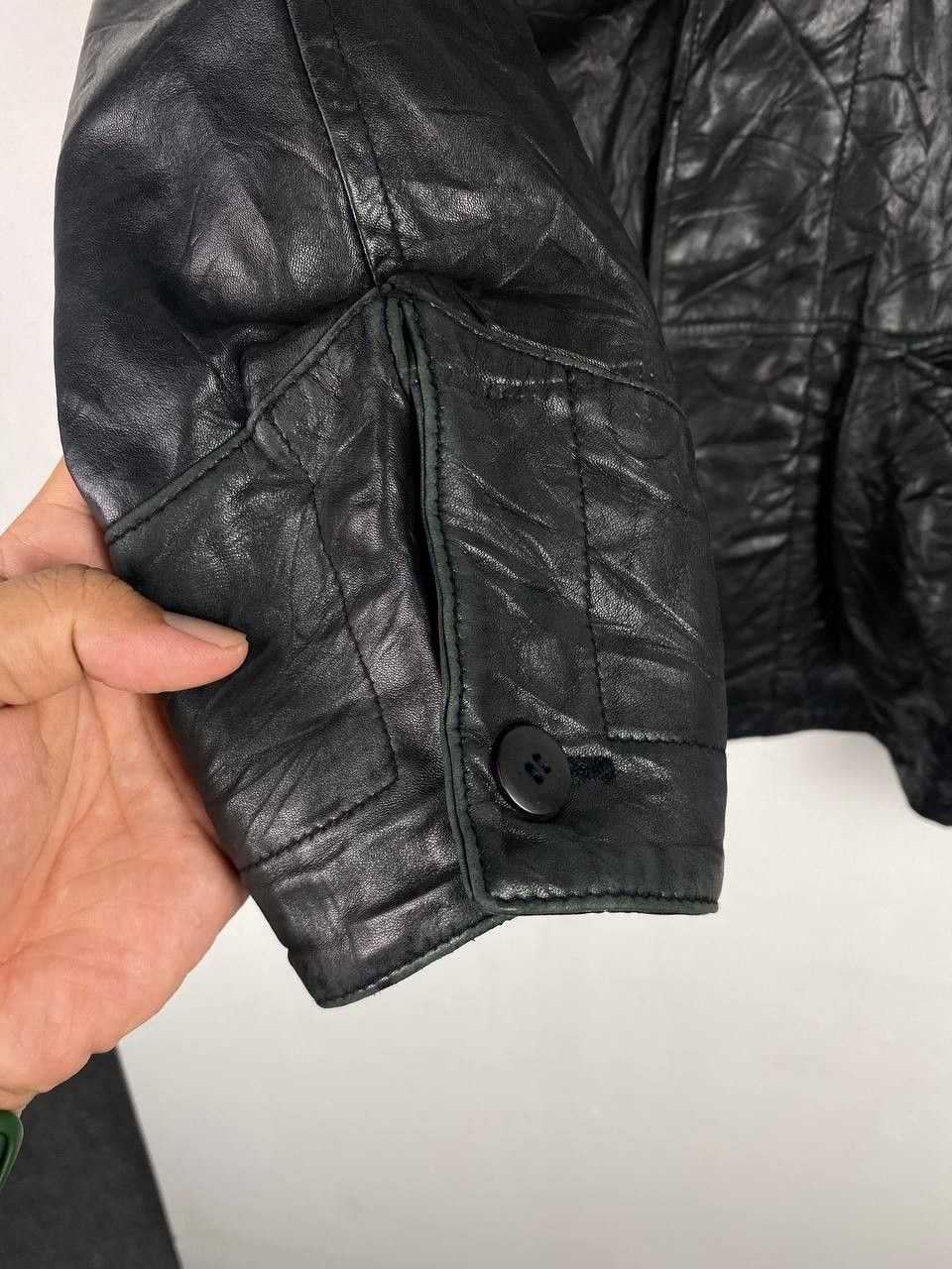 Leather vintage leather jacket very nice design Size US M / EU 48-50 / 2 - 4 Thumbnail