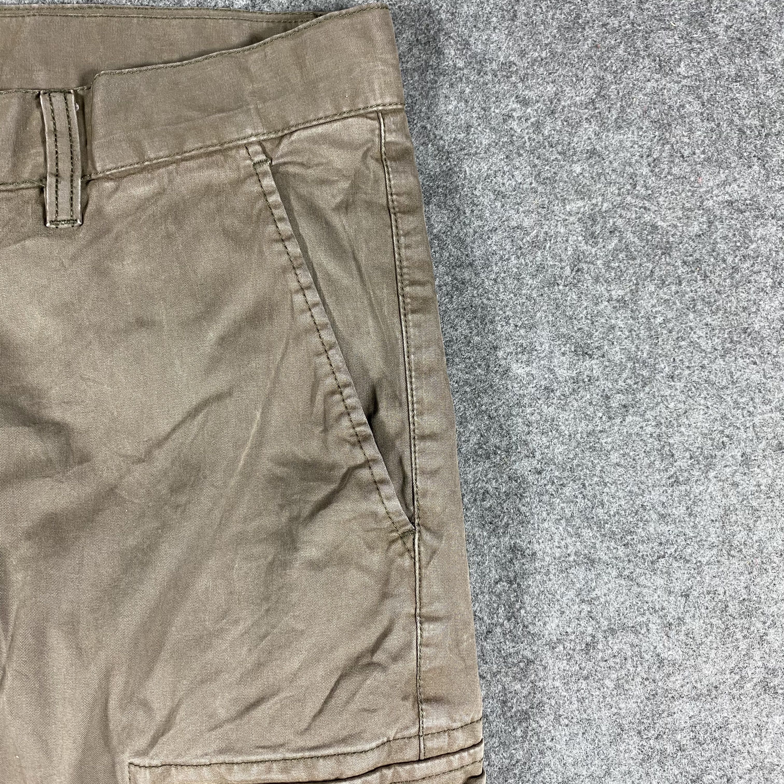 Uniqlo Japanese Uniqlo Multipocket Tactical Bondage Cargo Pants Size US 34 / EU 50 - 3 Thumbnail