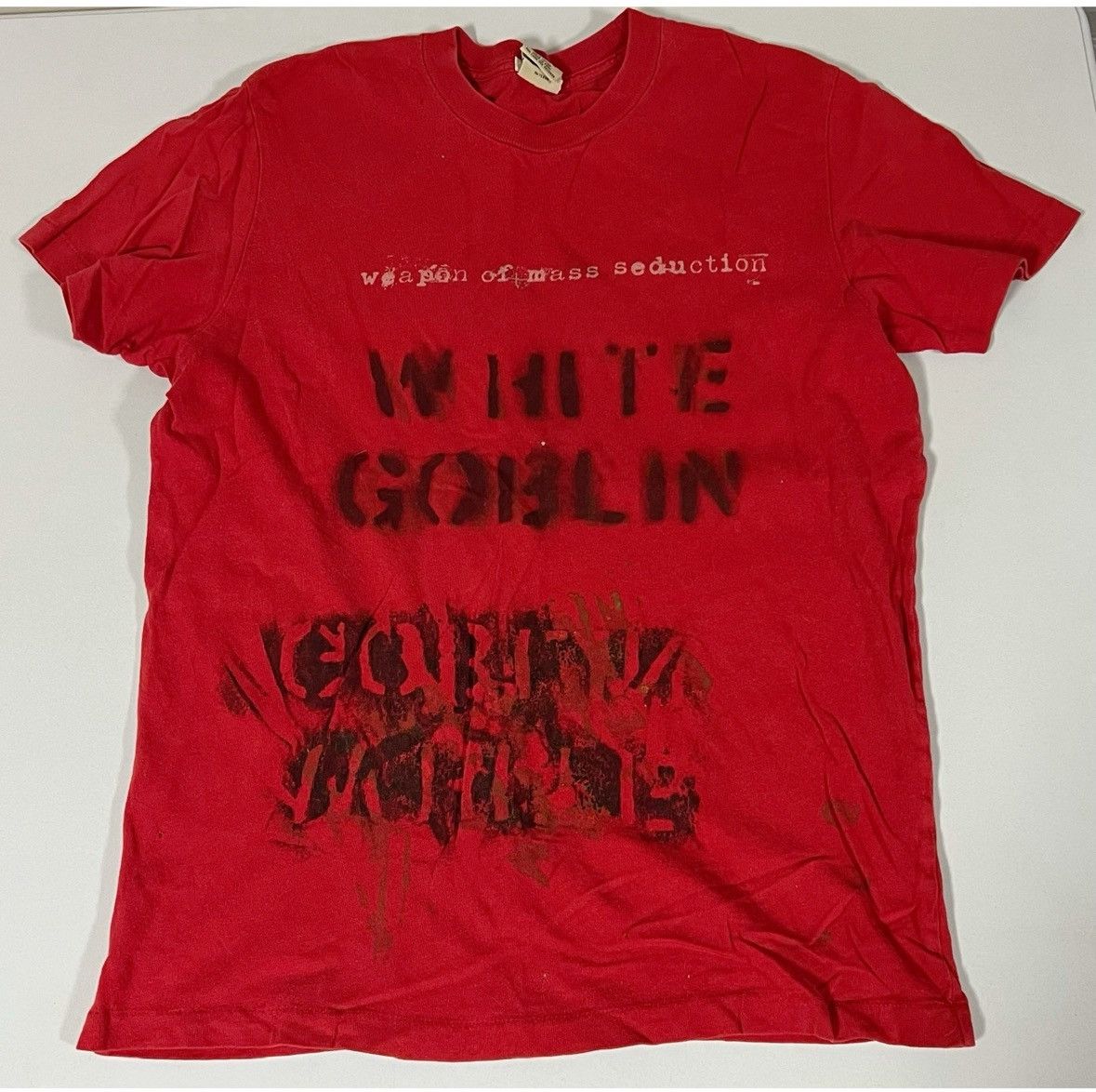 Abercrombie & Fitch ‘White Goblin: Weapon of Mass Seduction’ T-Shirt Tee Size M❤️ Size US M / EU 48-50 / 2 - 1 Thumbnail