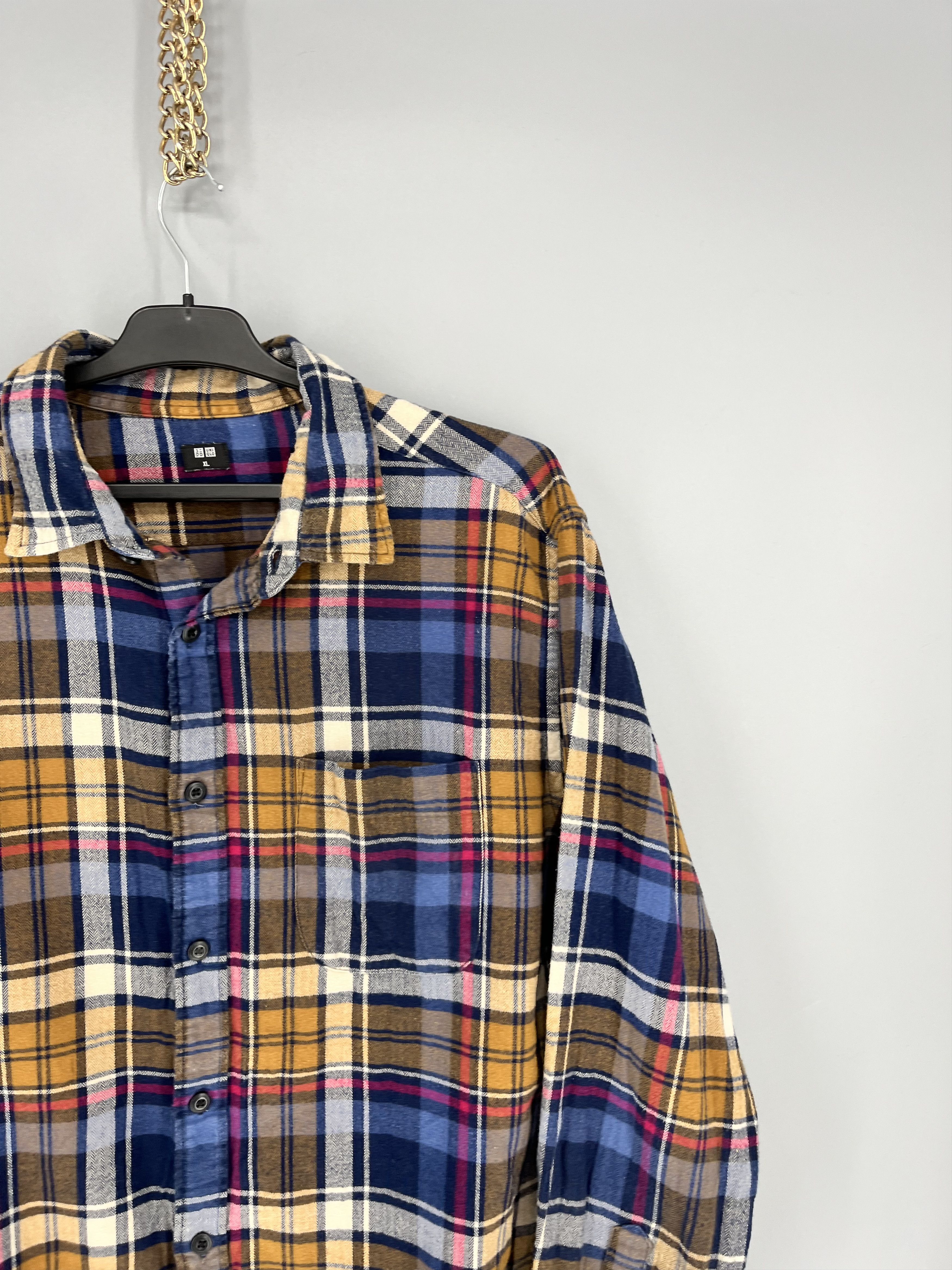 Flannel Vintage Uniqlo Flannel Shirt Button Up Travis Scott Style Size US XL / EU 56 / 4 - 5 Thumbnail