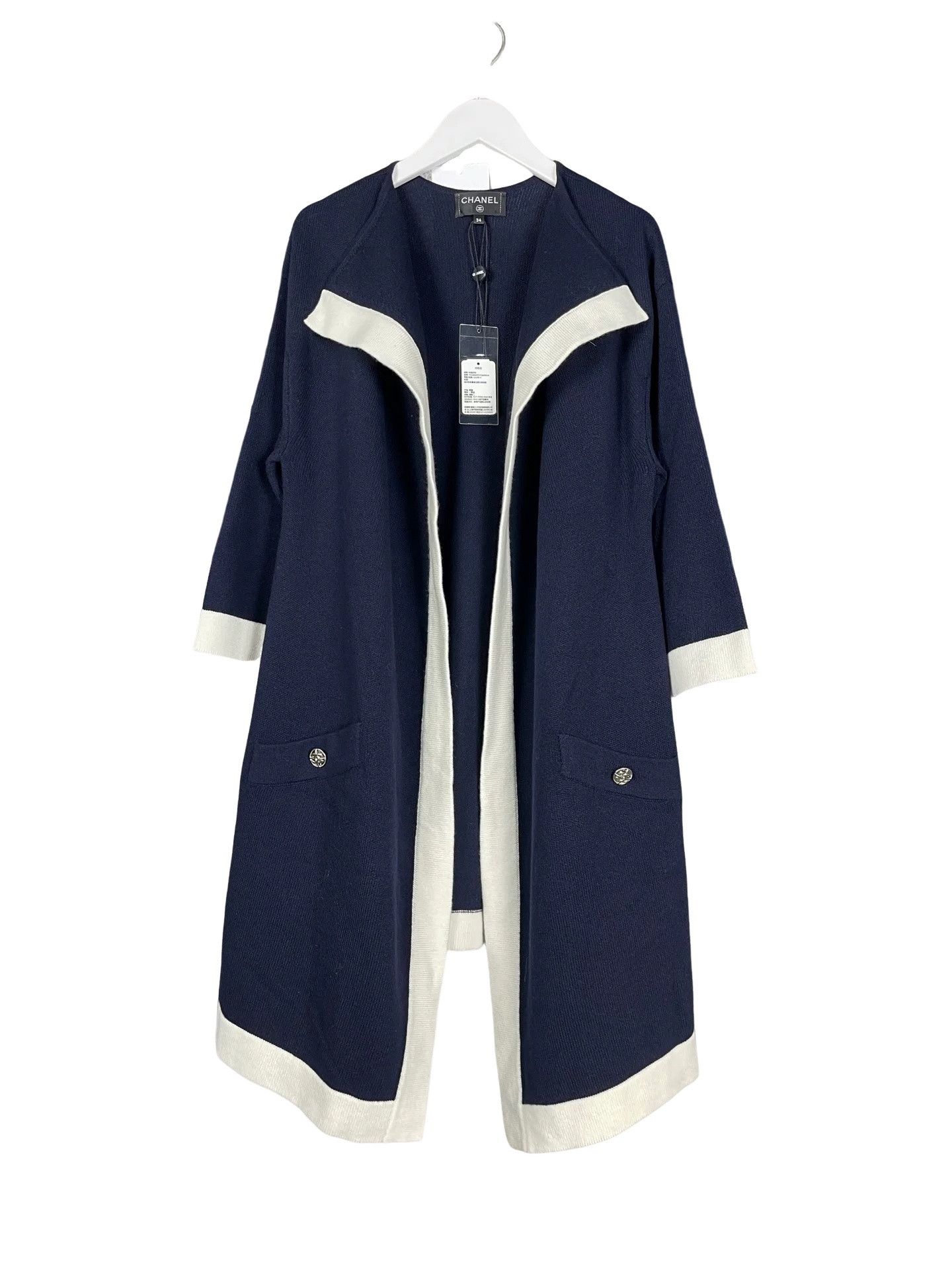 Chanel Chanel Navy Knit Coat Size 34 Size XS / US 0-2 / IT 36-38 - 1 Thumbnail