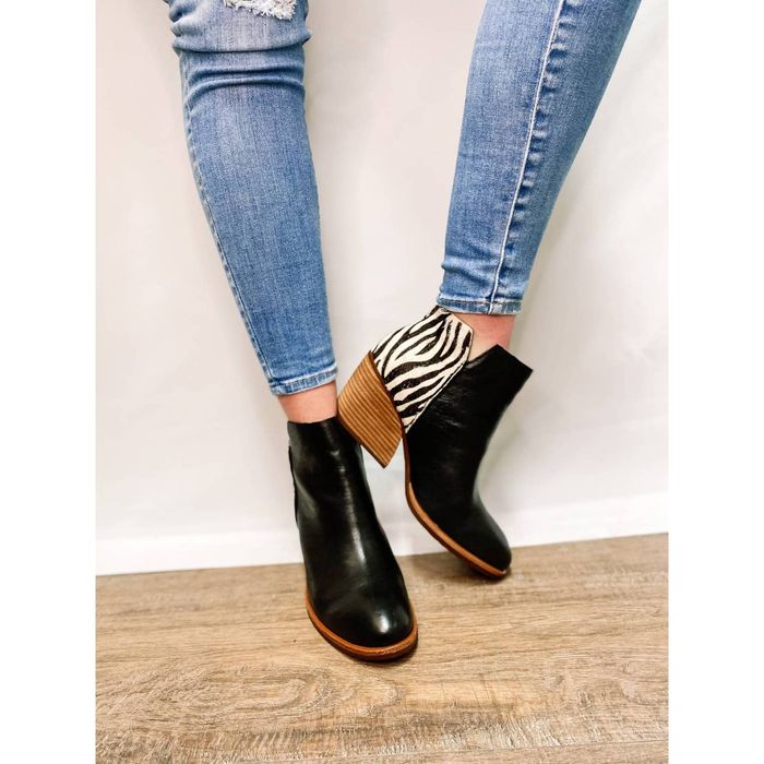 KorkEase Chandra Boot In Black/zebra Grailed