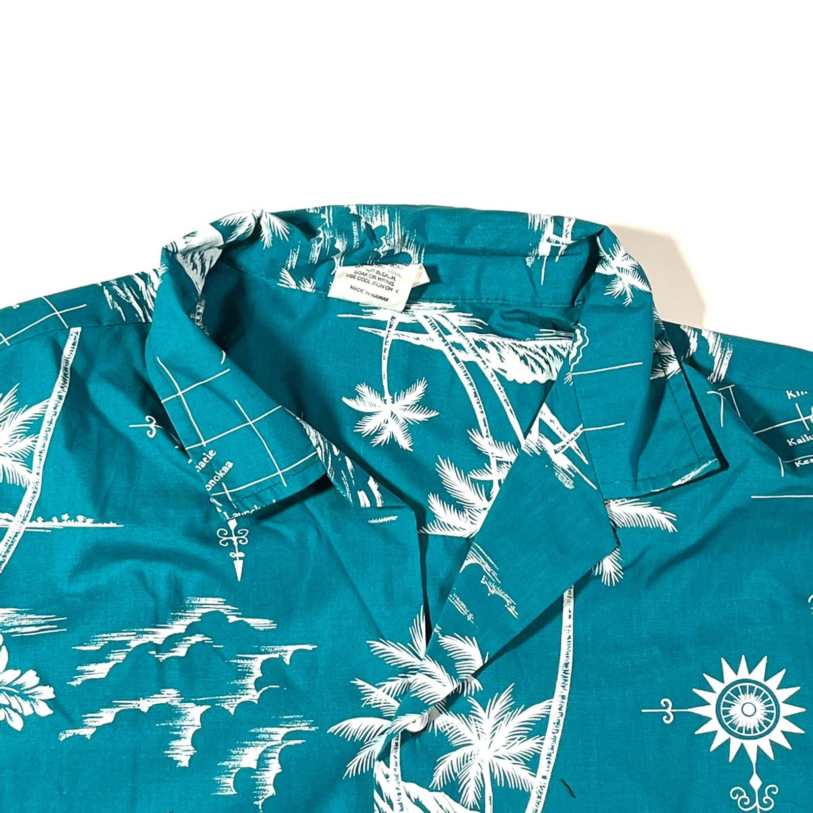 Vintage Vintage 1990’s Made in Hawaii Royal Creations Button Up Med Size US M / EU 48-50 / 2 - 4 Thumbnail