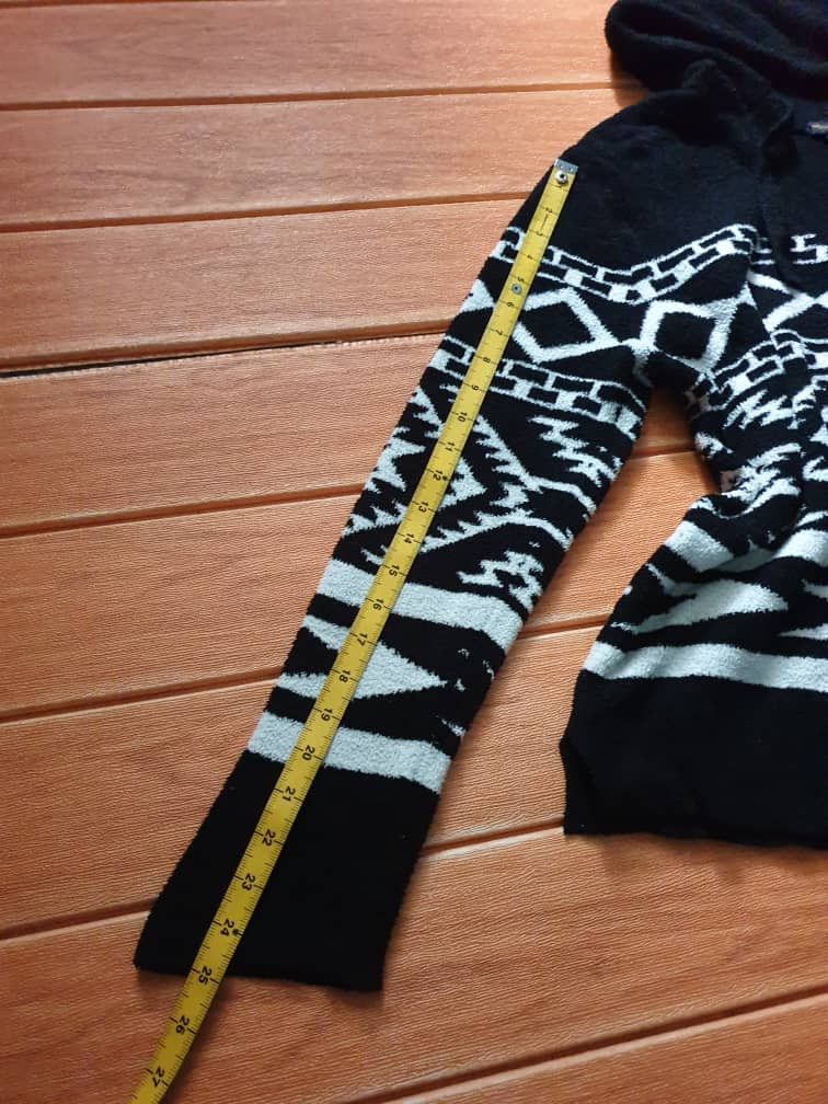 PPFM Purple & Yellow black and white Navajo Sweater Size US S / EU 44-46 / 1 - 8 Thumbnail
