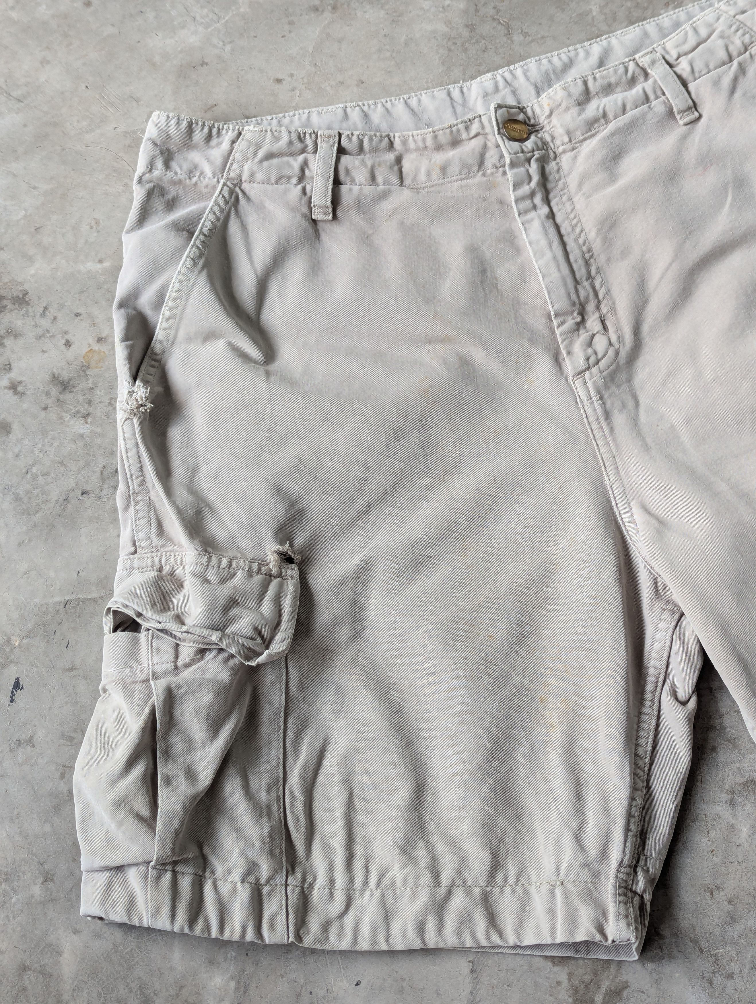 Carhartt Distressed Faded Biege Carhartt Bermuda Short Cargo Pants Size US 38 / EU 54 - 10 Thumbnail