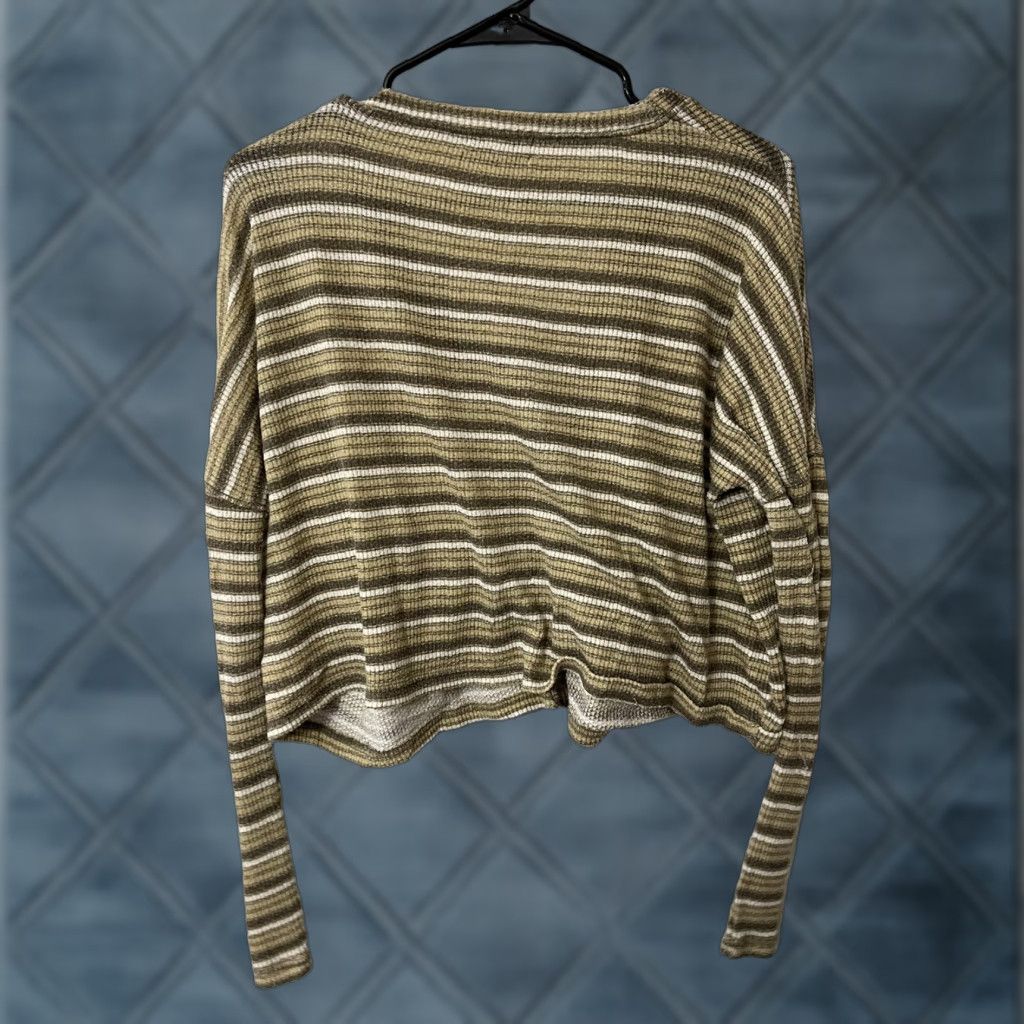 Urban Outfitters Urban Outfitters Sweater Women XS Beige Cropped Long Sleeve Button Up Striped Cardigan V-Neck Size XS / US 0-2 / IT 36-38 - 1 Thumbnail