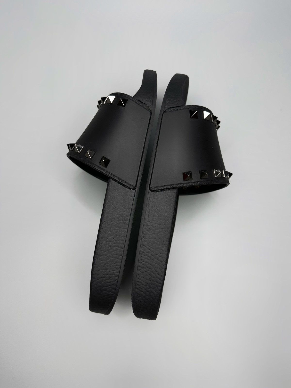 Valentino Valentino Garavani Rockstud Slide Sandals Size US 7 / EU 40 - 6 Thumbnail