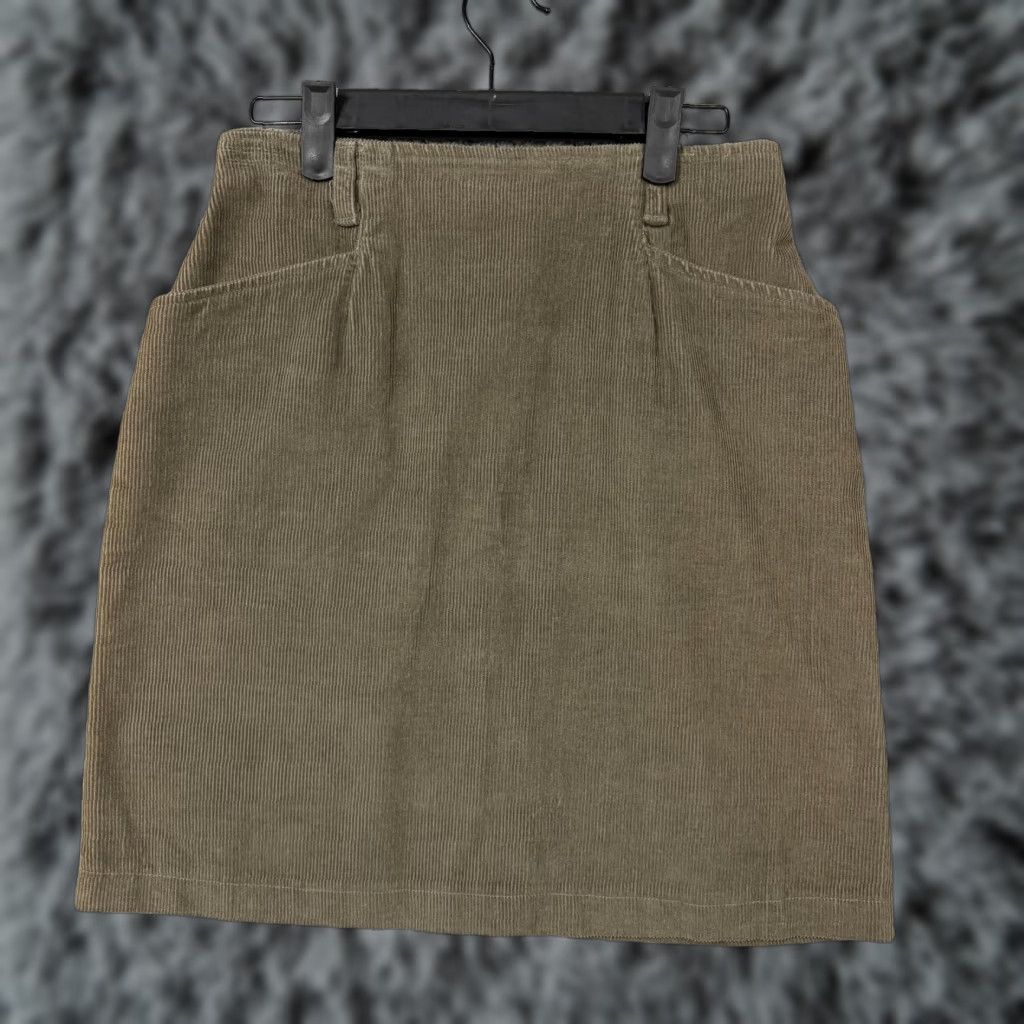 Vintage VTG Kathy Ireland Skirt 6 Tall Green Corduroy Knee Length Vintage Women’s Size 28" / US 6 / IT 42 - 1 Thumbnail