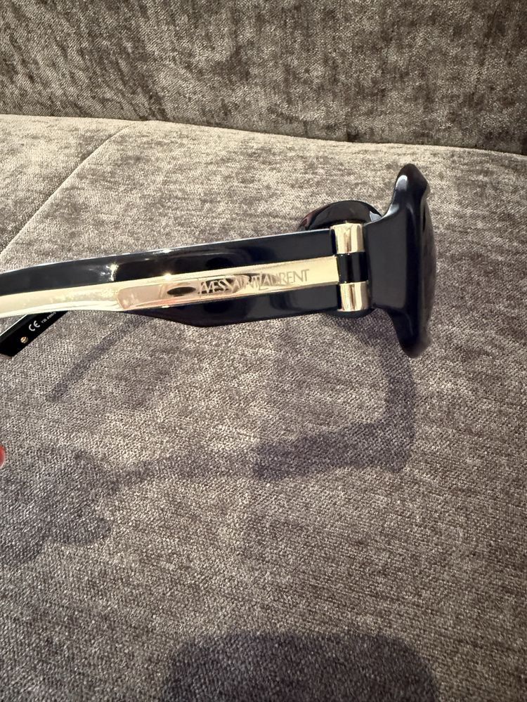 Yves Saint Laurent Yves Saint Laurent Vintage Rive Gauche 6186/S Sunglasses Size ONE SIZE - 4 Thumbnail