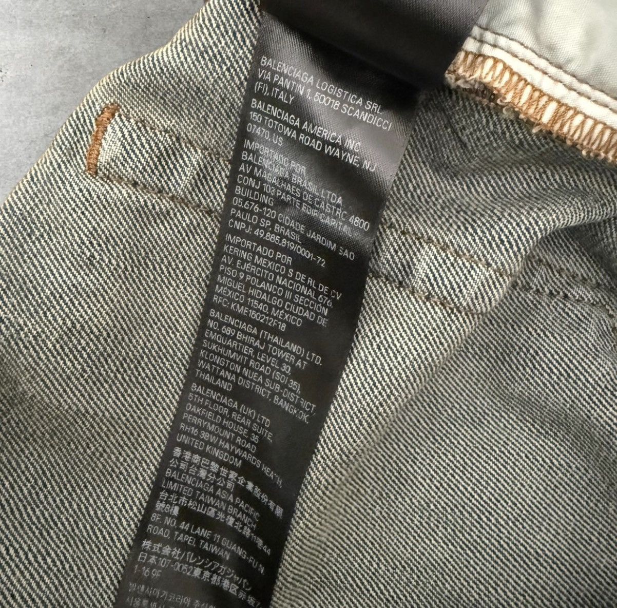 Balenciaga balenciaga pull up jeans Size US 31 - 7 Thumbnail
