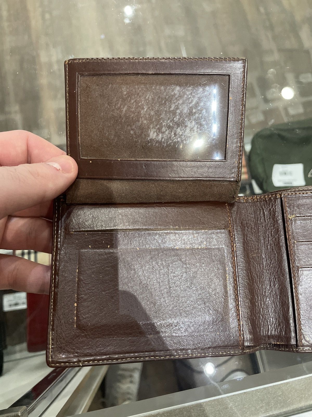 Yves Saint Laurent Yves Saint Laurent Brown Leather Bifold Size ONE SIZE - 3 Thumbnail