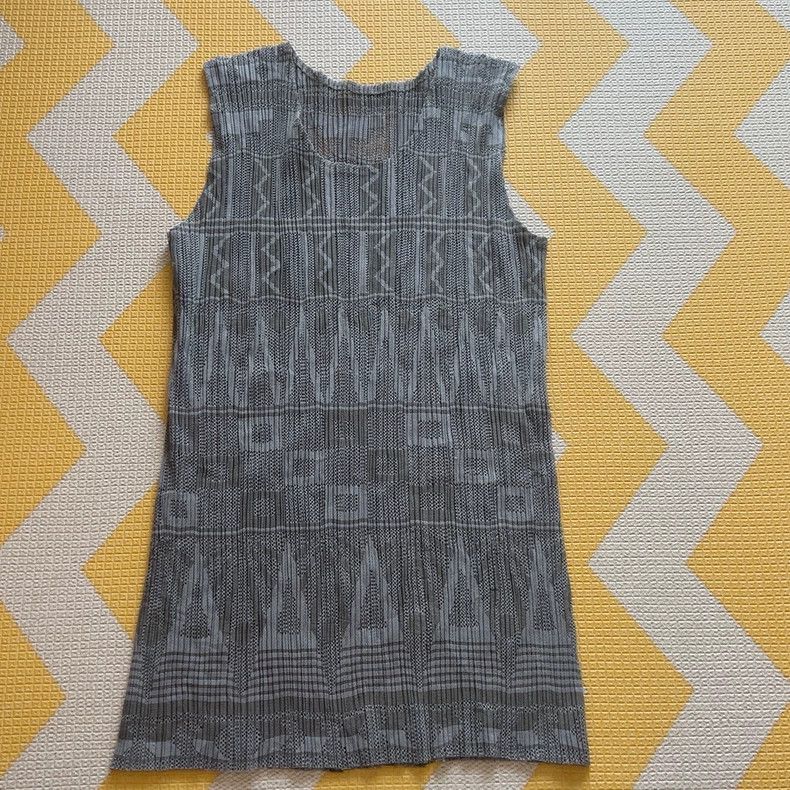Issey Miyake Issey Miyake Pleats Please Sleeveless Top - dmc Size US M / EU 48-50 / 2 - 1 Thumbnail