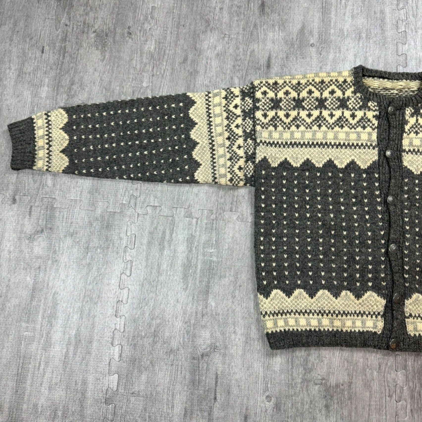 Vintage VINTAGE L.L. BEAN Cardigan Mens XL Gray Wool Fair Isle Norwegian Birdseye Crew Neck Knit Wool Rugged Outdoor 90s/Old School Size US XL / EU 56 / 4 - 5 Thumbnail