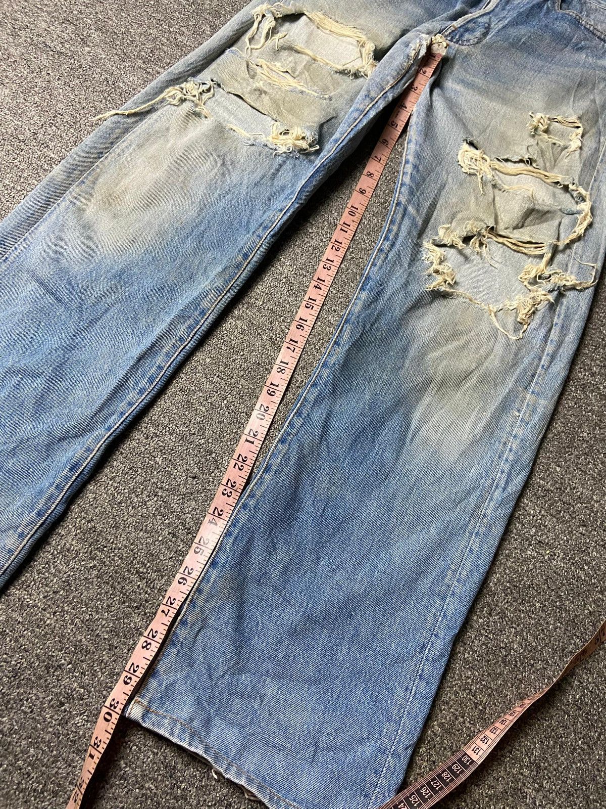 Levi's Levis Strauss Co. Distressed Ripped Jeans (158) Size US 32 / EU 48 - 10 Thumbnail