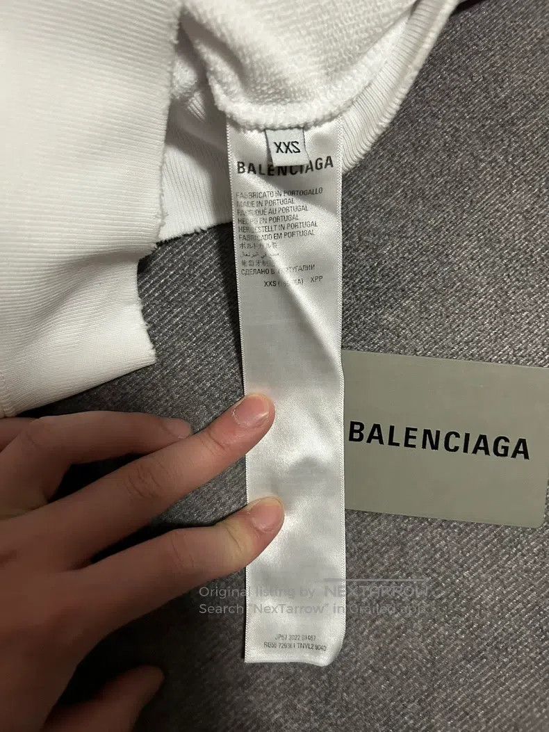 Balenciaga Balenciaga Sweatshirt White Letter Long Sleeve Pullover Ho Size US XXS / EU 40 - 4 Thumbnail
