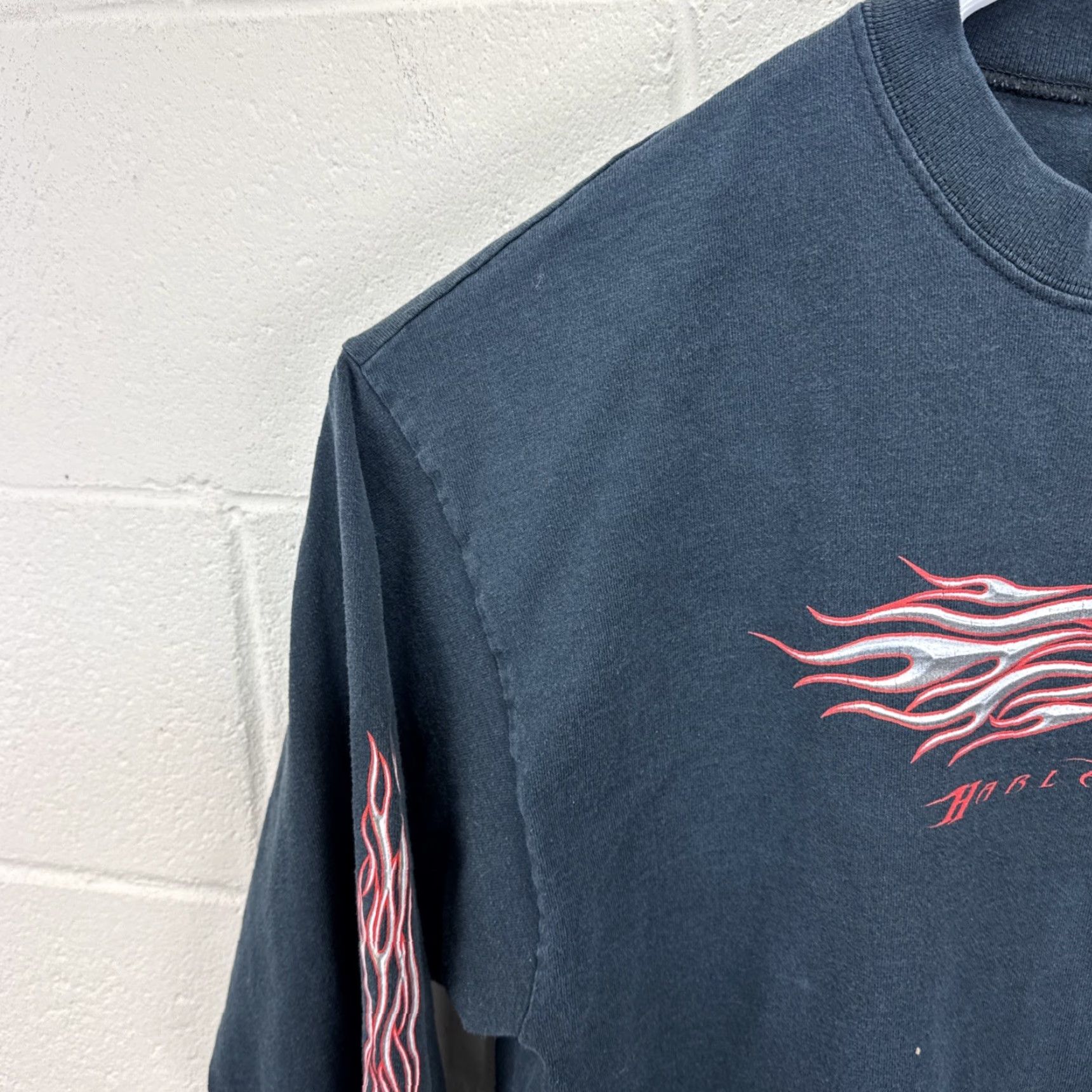 Harley Davidson VINTAGE Harley-Davidson Metal Eagle Flames Long Sleeve XL Unisex Black 1990s Graphic Tee Size US XL / EU 56 / 4 - 5 Thumbnail