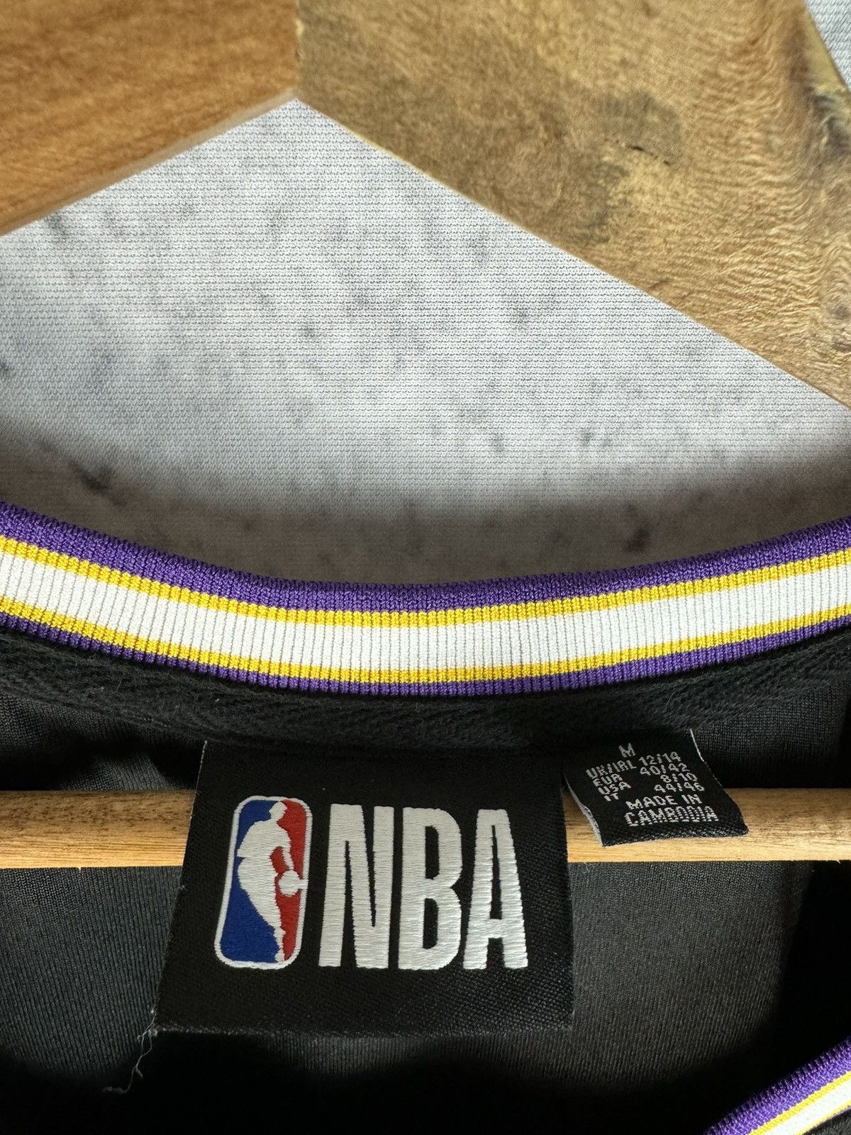 NBA × Vintage NBA Lakers Basketball Jersey Size US M / EU 48-50 / 2 - 3 Thumbnail