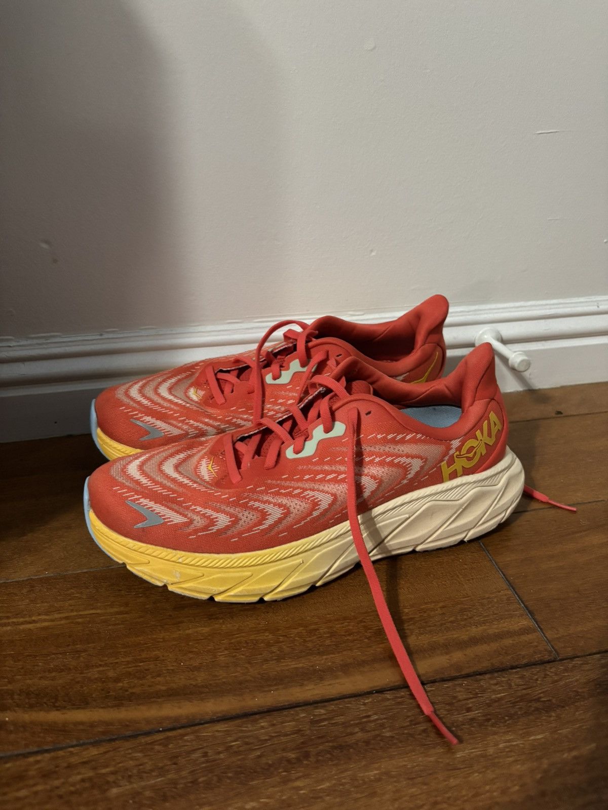Hoka Hoka Arahi 6 Size US 9 / EU 42 - 5 Thumbnail