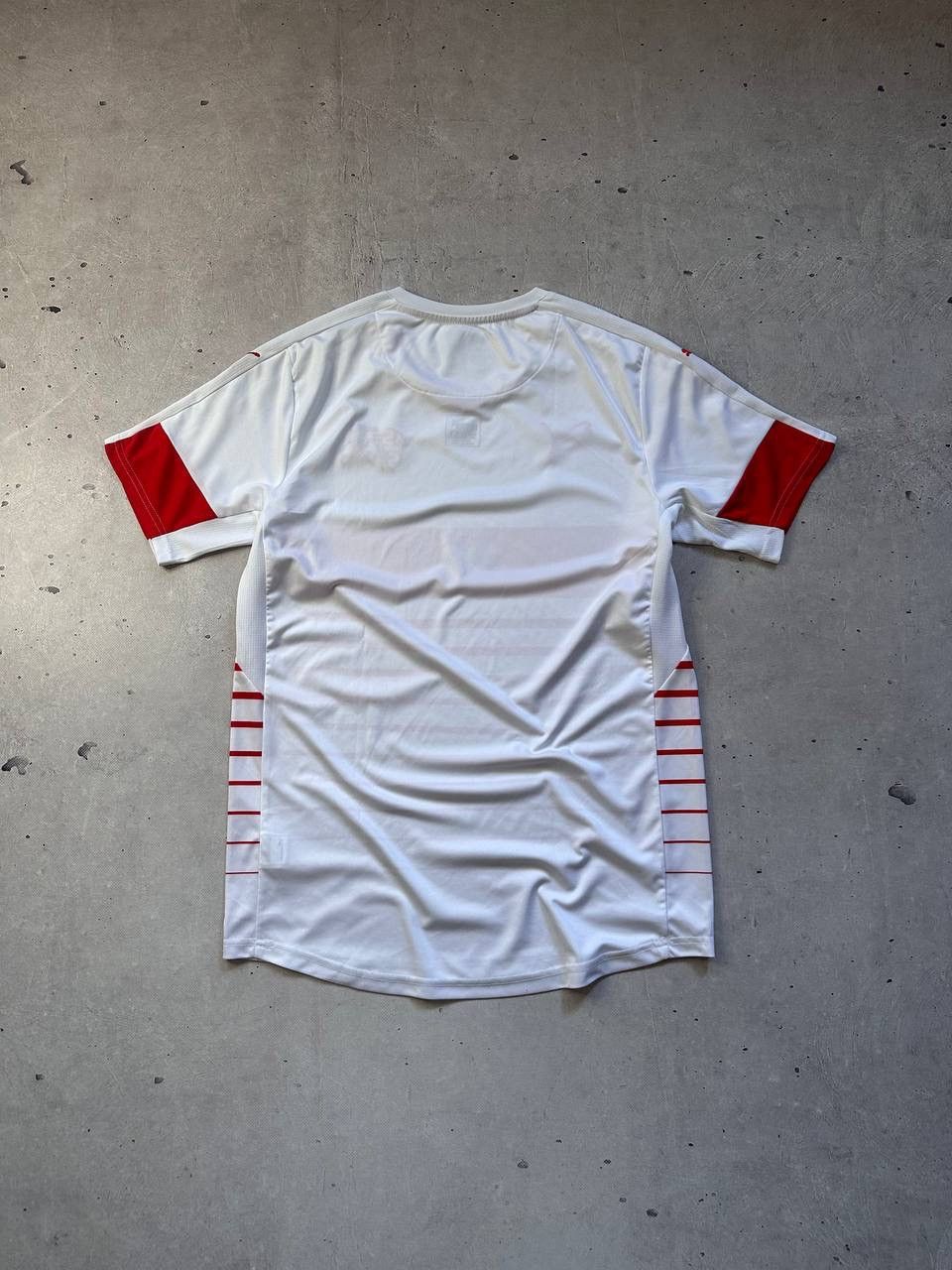 Puma Puma Switzerland 2016-17 Away Football Shirt Soccer Jersey Size US M / EU 48-50 / 2 - 7 Thumbnail