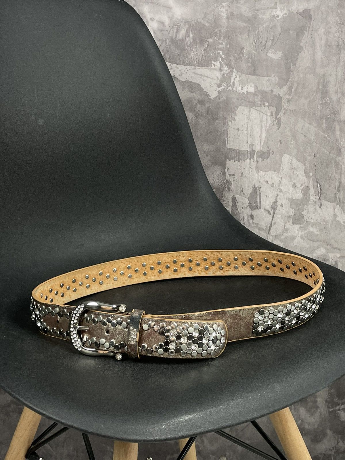 小物 00s studs belt y2k cyber vintage m_6554df1ca0aeb700eff90642.jpeg