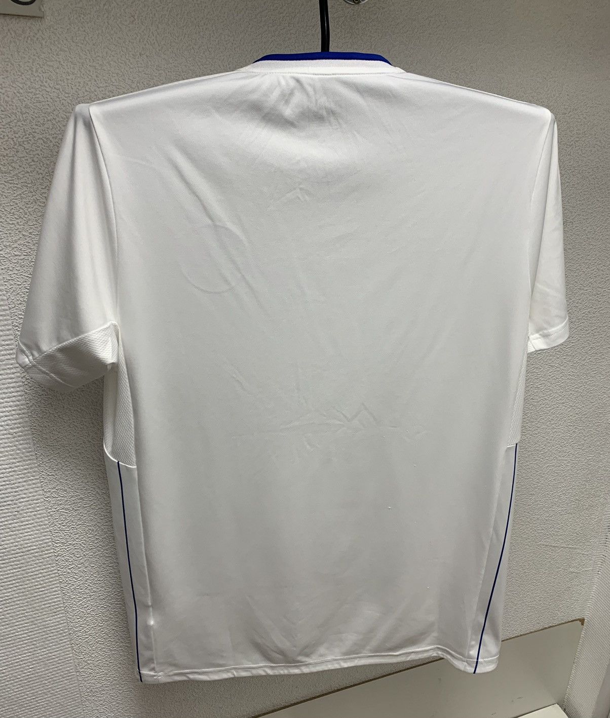 Puma Leicester city puma soccer jersey L sz Size US L / EU 52-54 / 3 - 6 Thumbnail