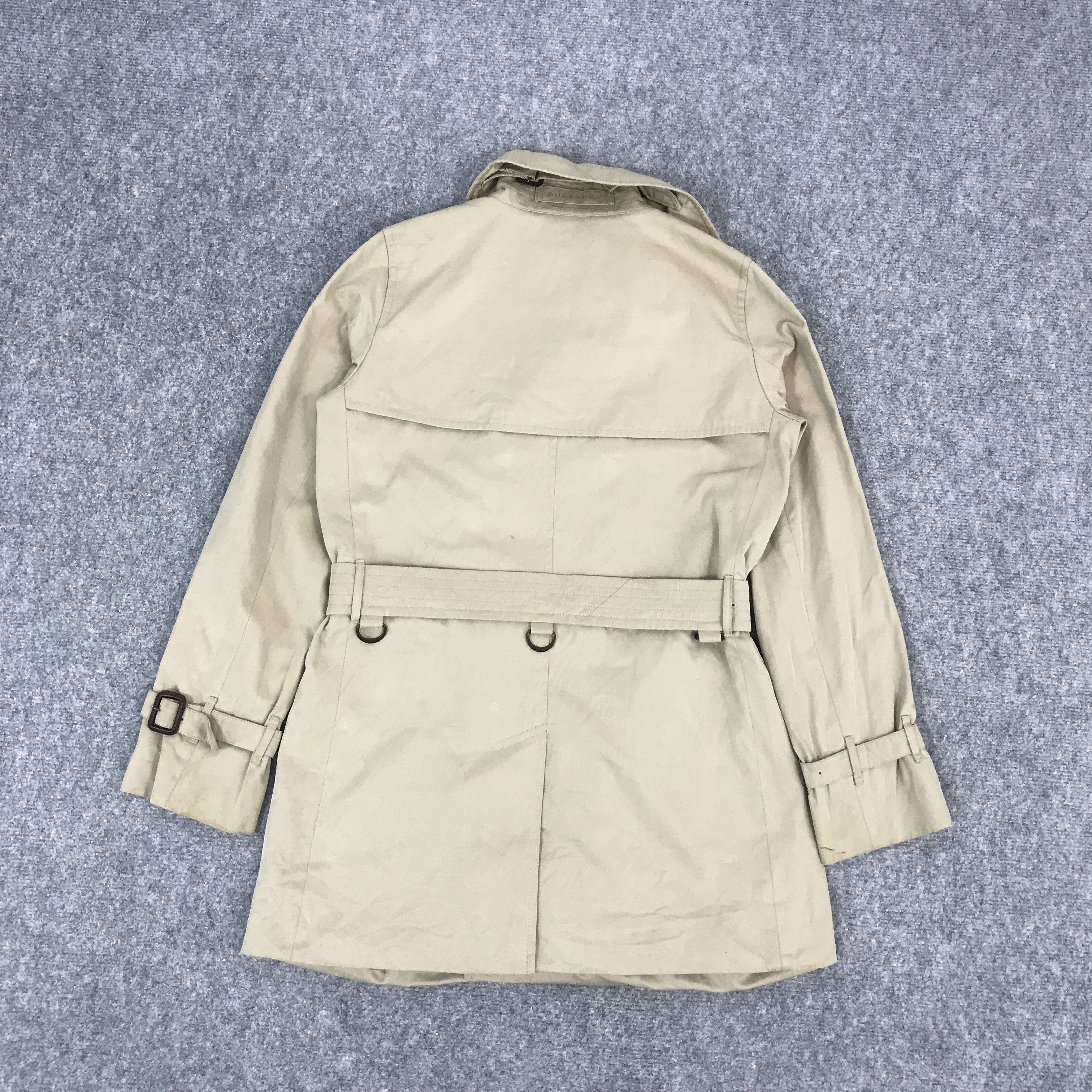 Burberry × Japanese Brand BURBERRY COAT BONDAGE BUTTON JACKET Size US M / EU 48-50 / 2 - 2 Thumbnail