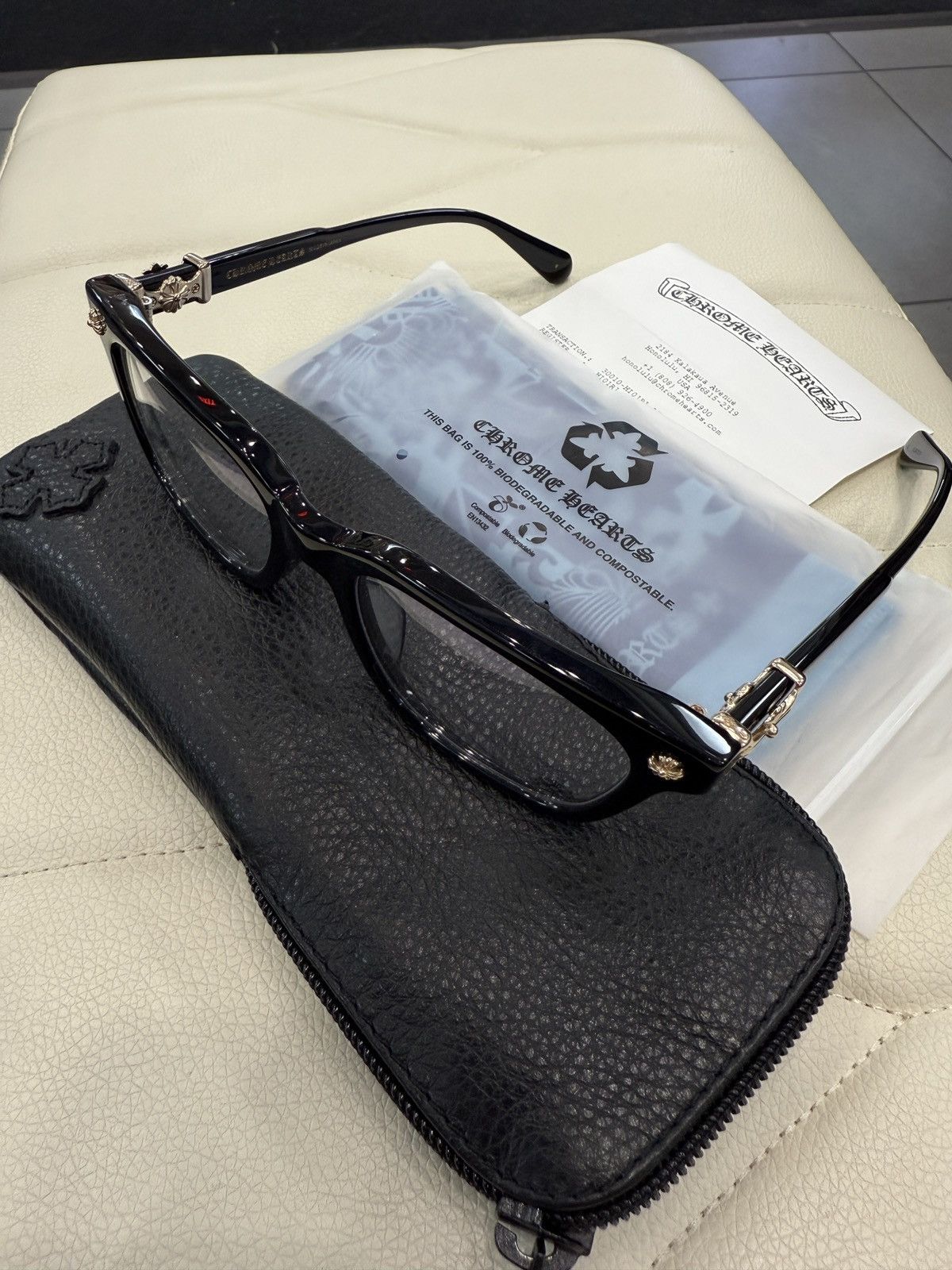 Supreme Fronts Keychain Wutang Method man gold