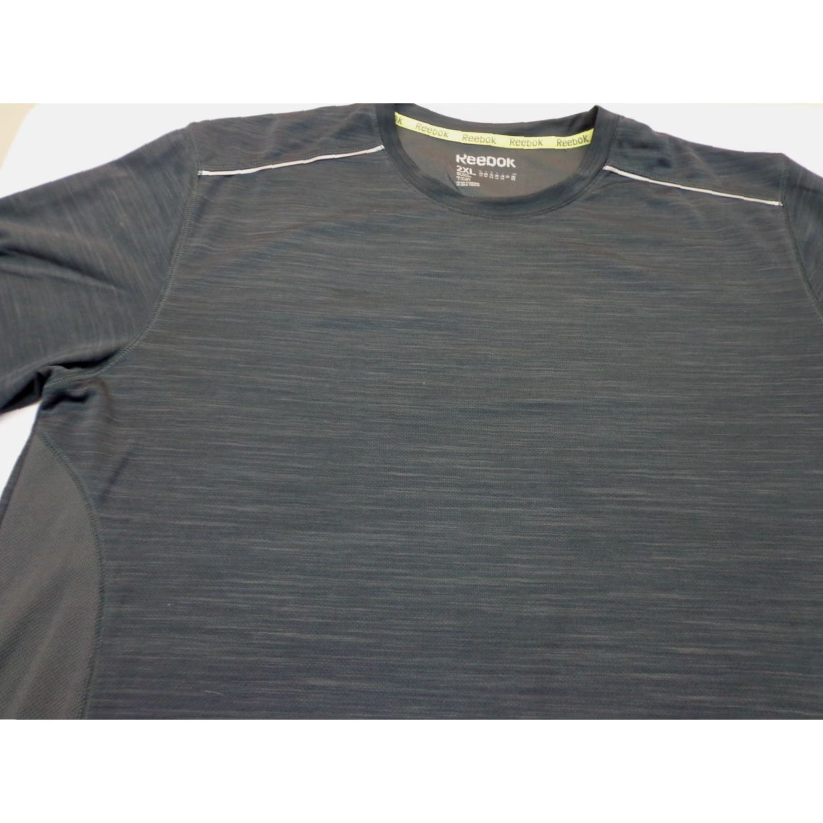 Reebok Reebok Shirt Mens Size M Gray Short Sleeve Crew Neck Activewear Heather Charcoal T-Shirt Medium Fit Regular Size US M / EU 48-50 / 2 - 2 Thumbnail