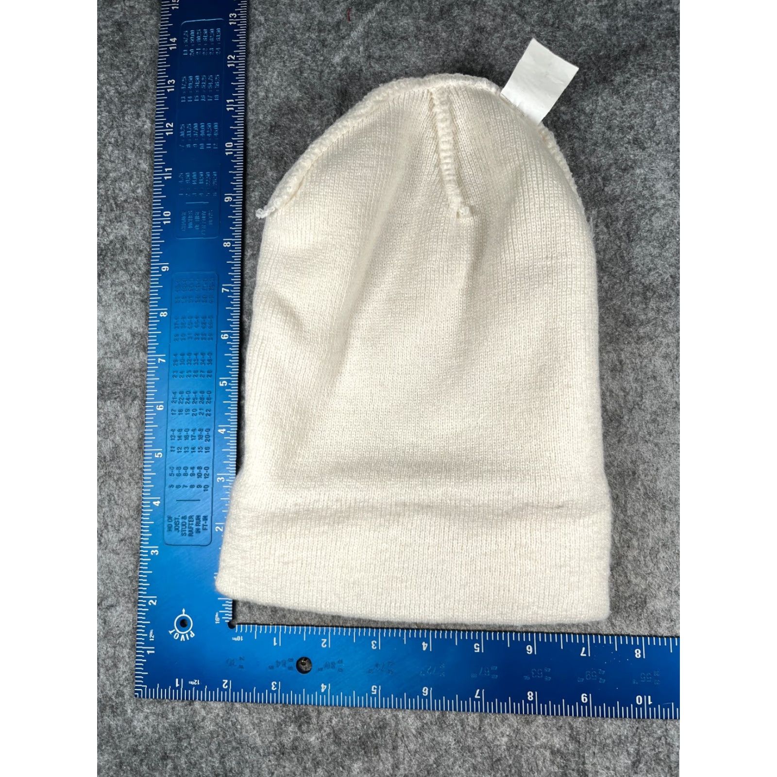 Vintage SGI Apparel Beanie Hat Adult White Knit Embroidered Acrylic Beanie SGI Apparel Unisex Adults One Size White Knit Beanie Skate Ski 90s? Size ONE SIZE - 6 Thumbnail