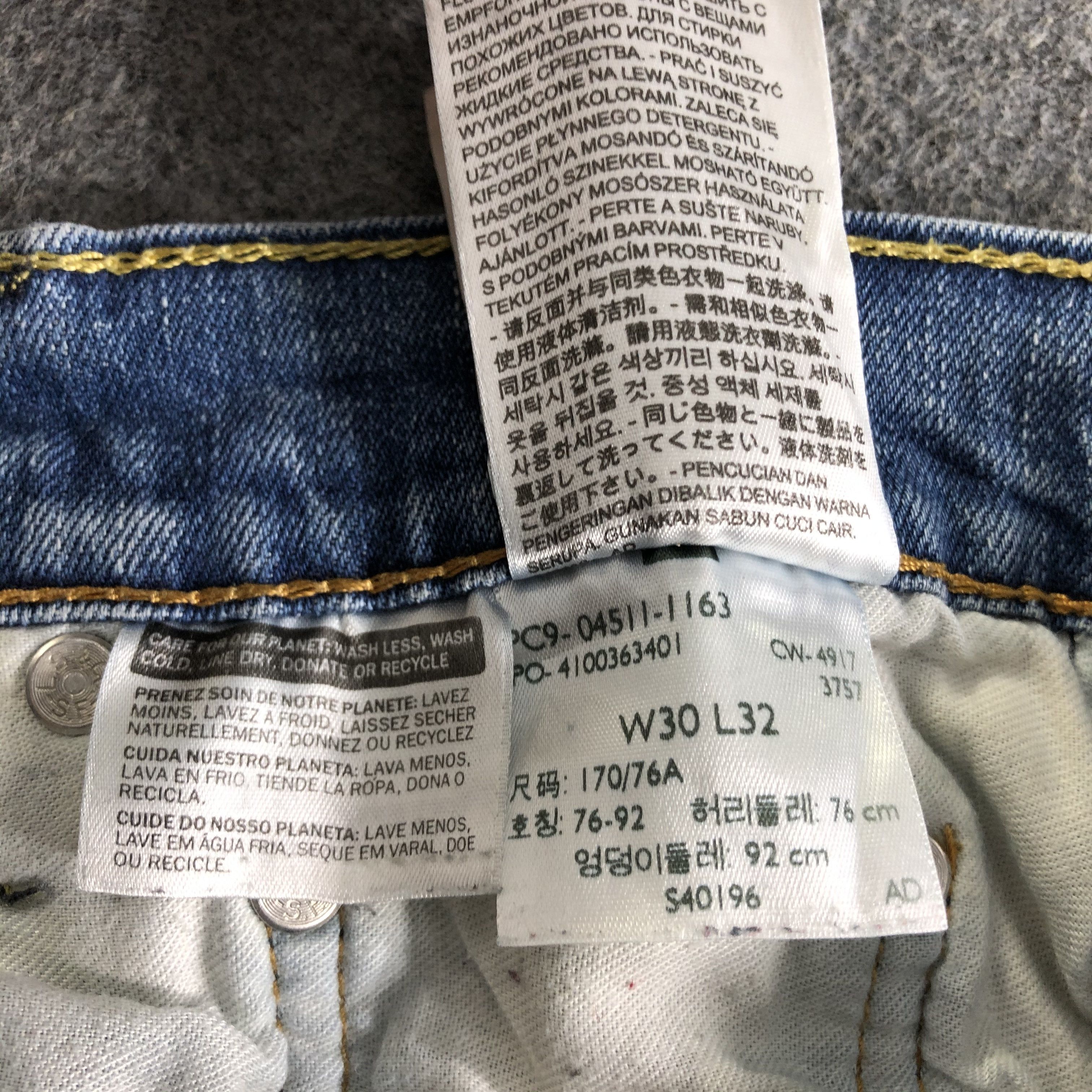 Levi's Vintage Blue Wash Levis 511 Jeans-J4374 Size US 29 - 12 Thumbnail