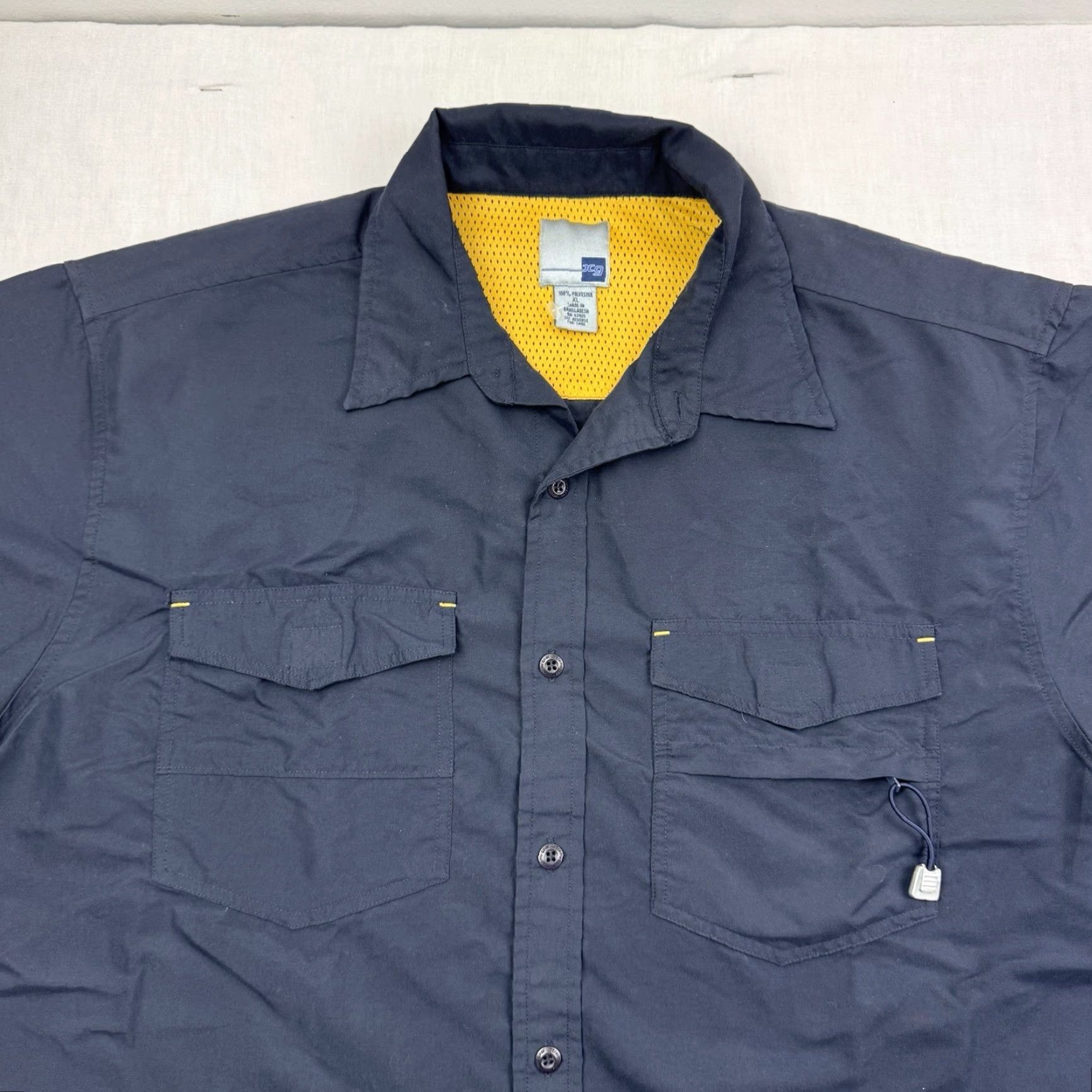 Vintage VINTAGE Xtreme Gear Button Up Shirt Men XL Blue Outdoor Short Sleeve Button-Up Collar Xtreme Gear Shirt Adults 80s 90s Punk Hipster Size US XL / EU 56 / 4 - 2 Thumbnail