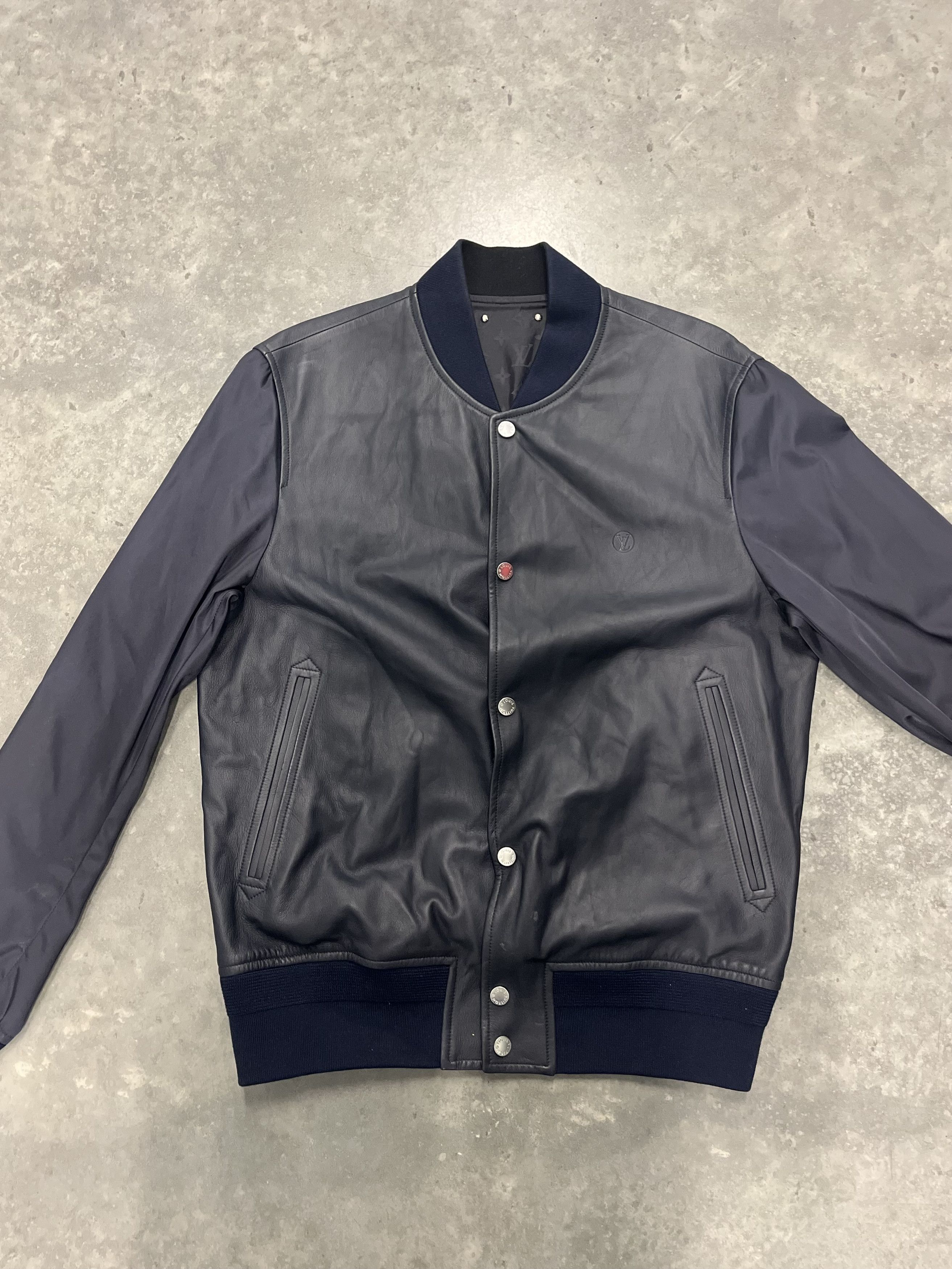 Louis Vuitton Monogram Reversible Leather Bomber Jacket Black Size US M / EU 48-50 / 2 - 2 Thumbnail